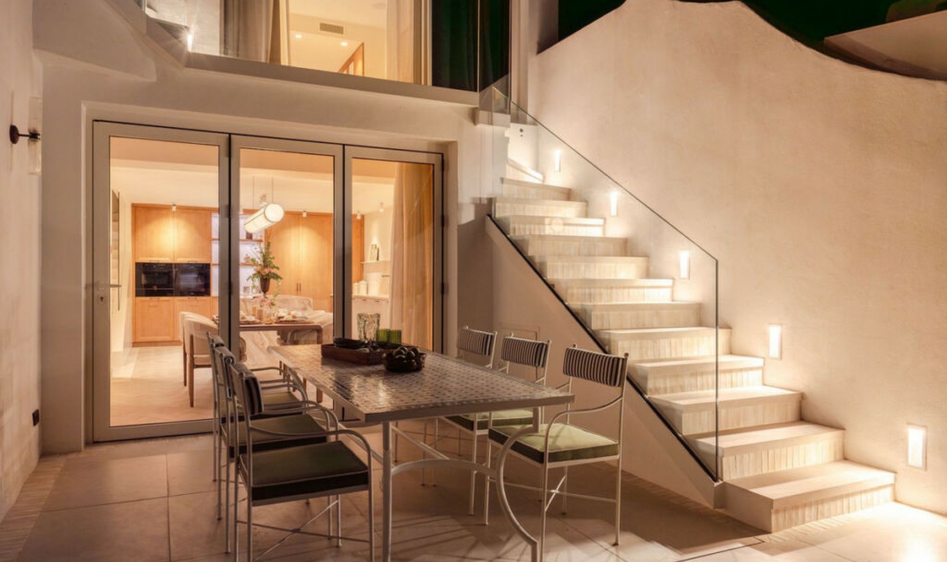Resale - House -
The Golden Mile