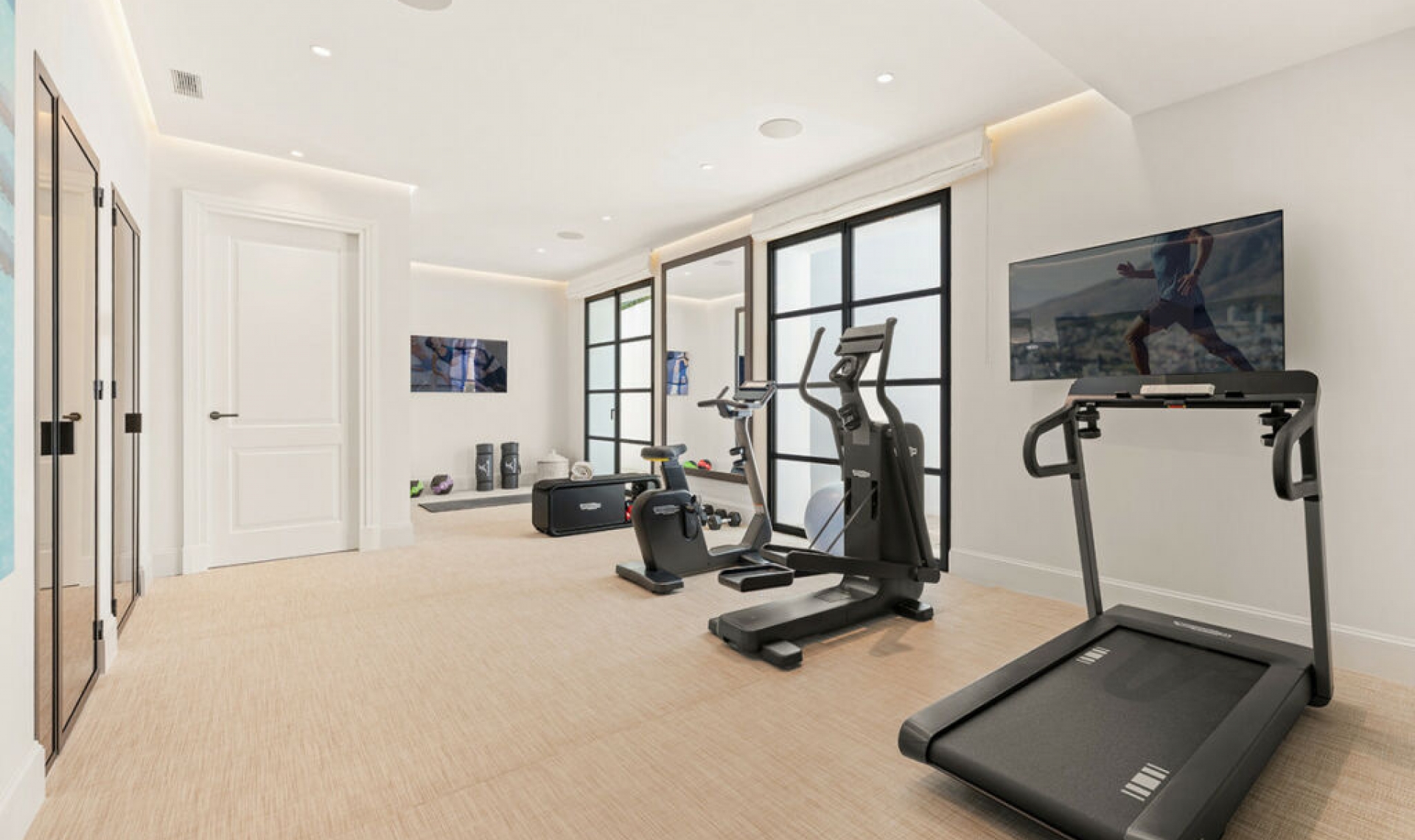 Resale - House -
The Golden Mile