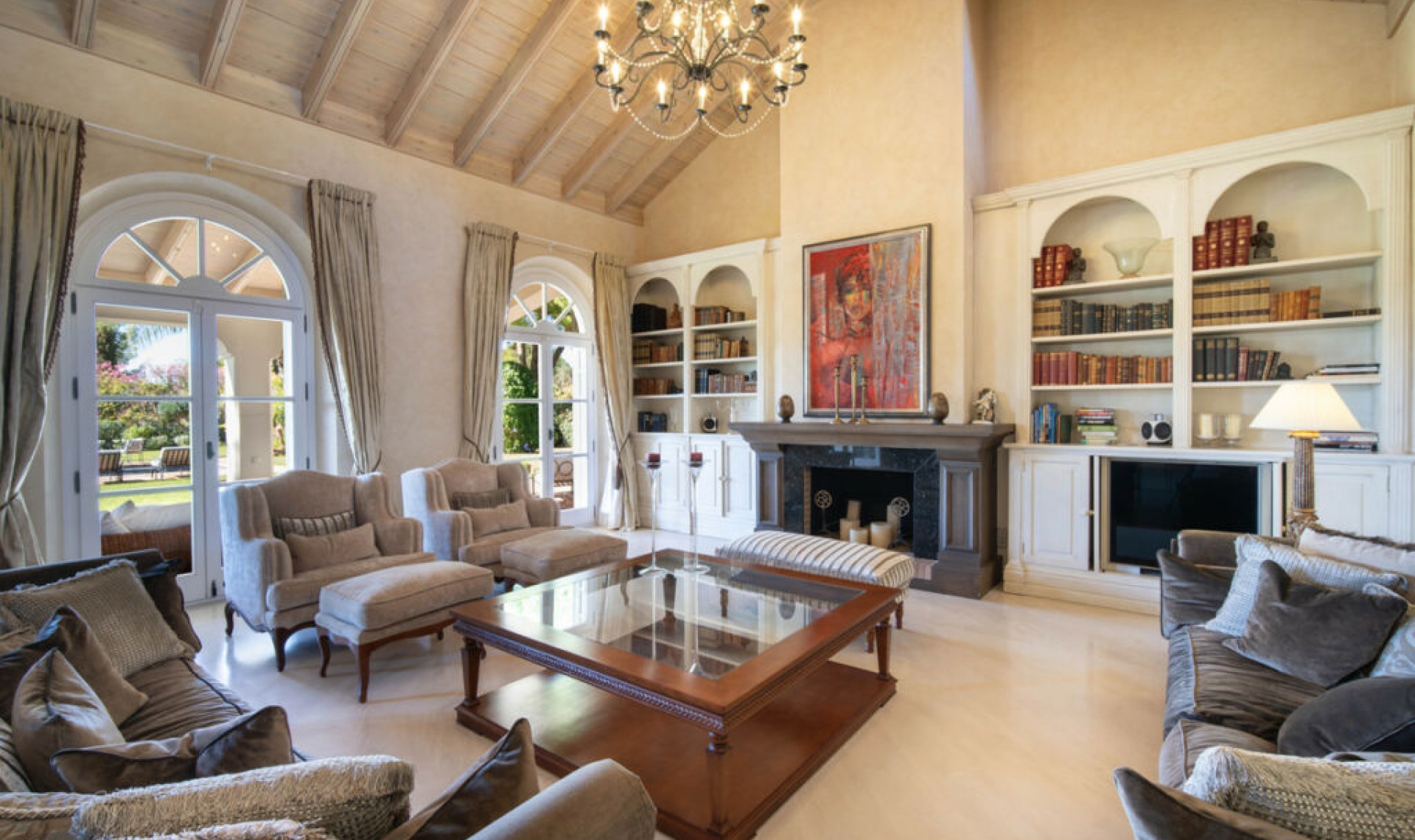 Resale - House -
The Golden Mile