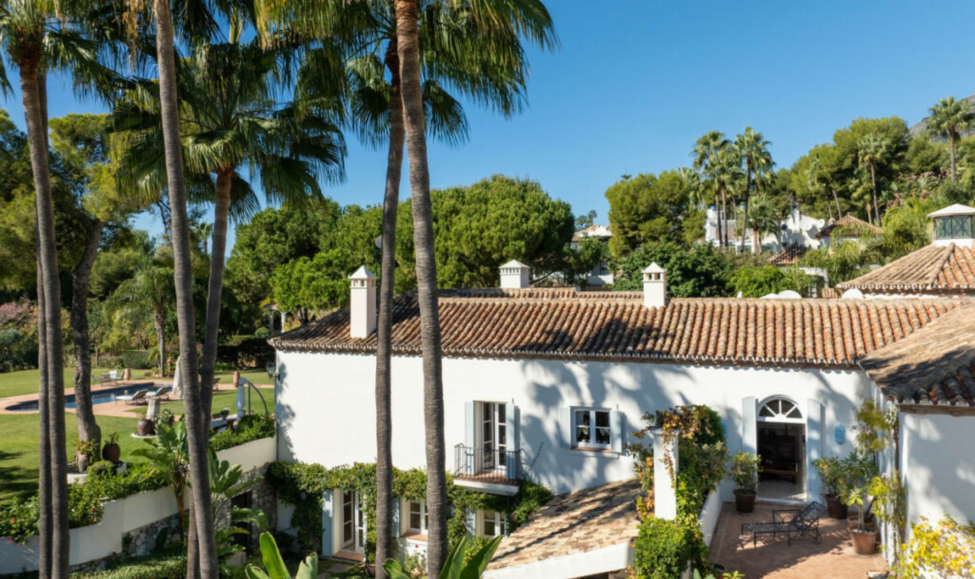 Resale - House -
The Golden Mile