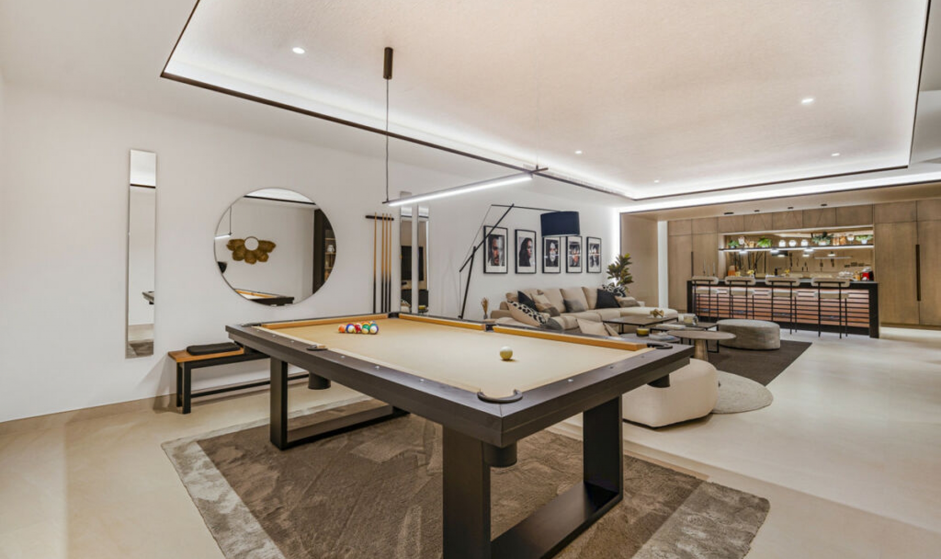 Resale - House -
The Golden Mile