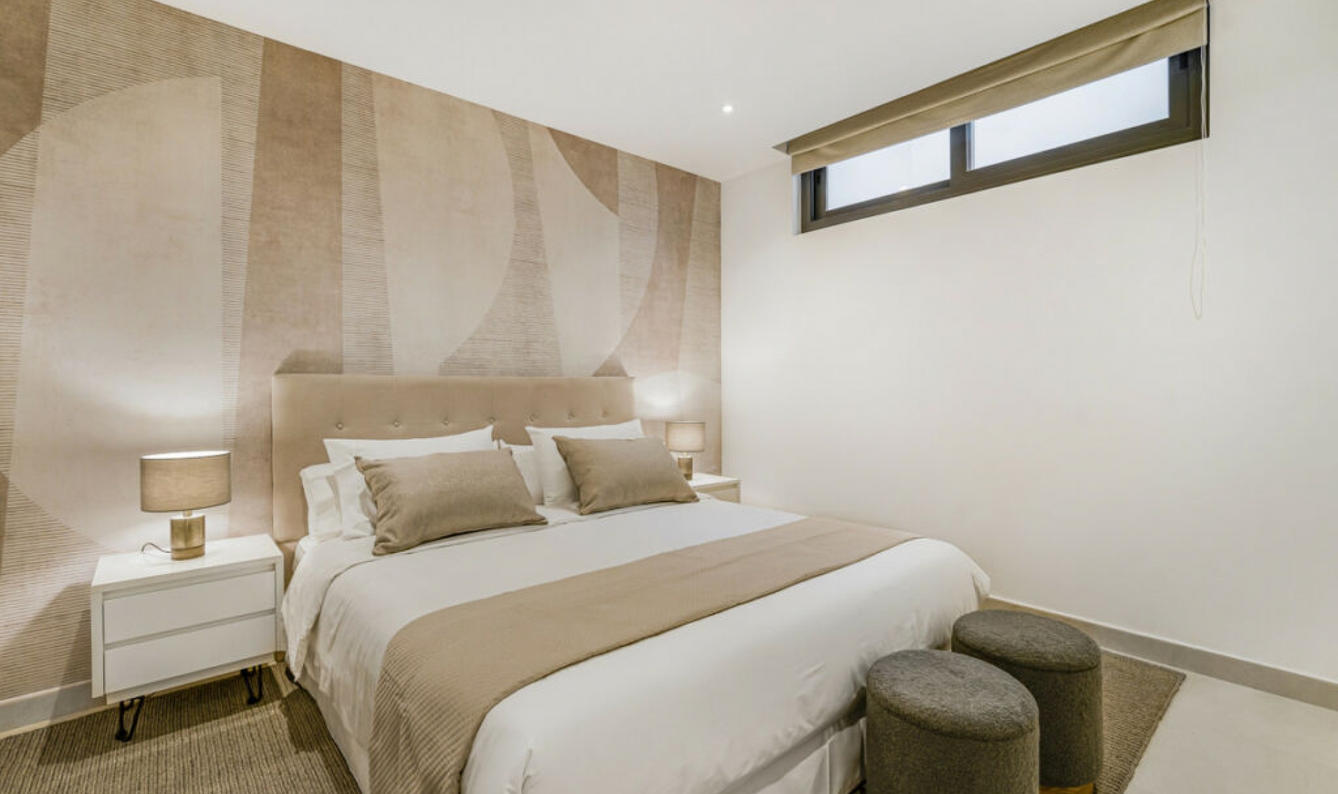 Resale - House -
The Golden Mile