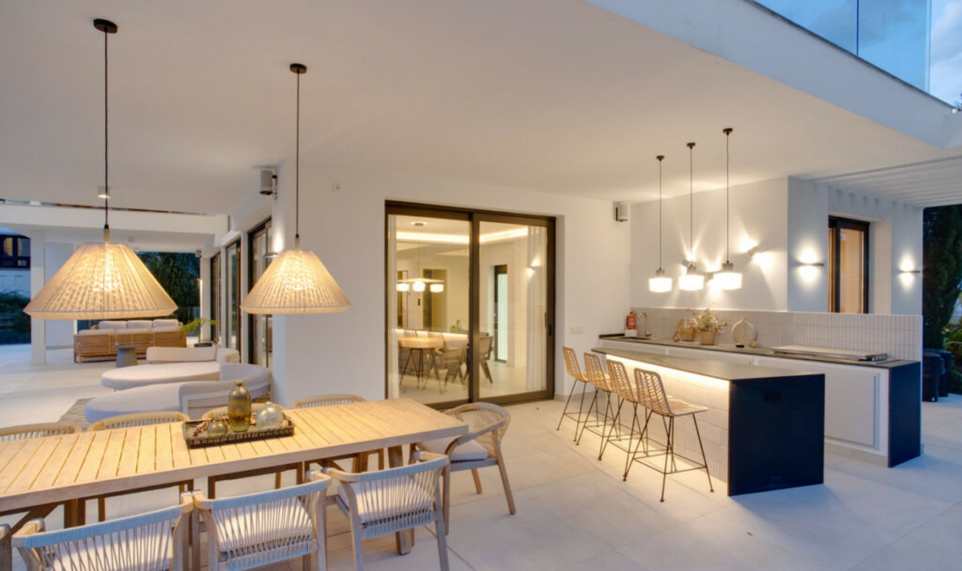 Resale - House -
The Golden Mile