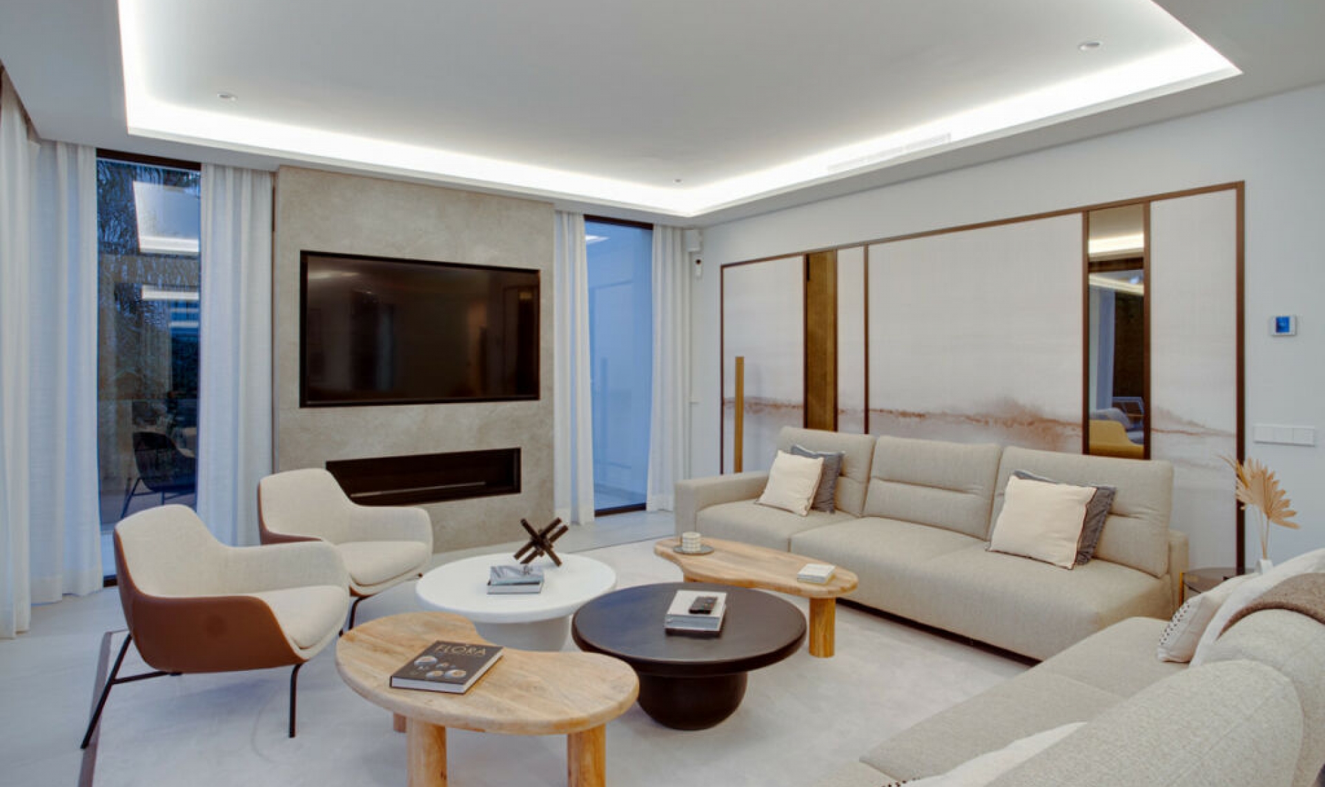 Resale - House -
The Golden Mile