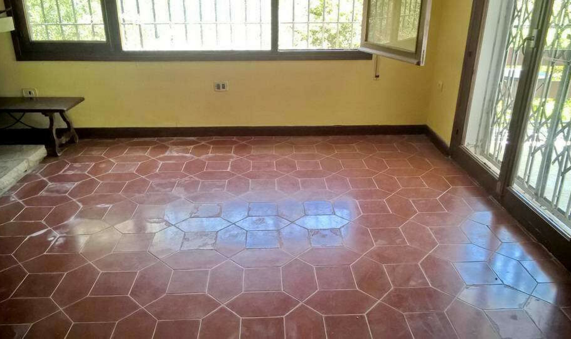 Resale - House -
Torre de Benagalbón