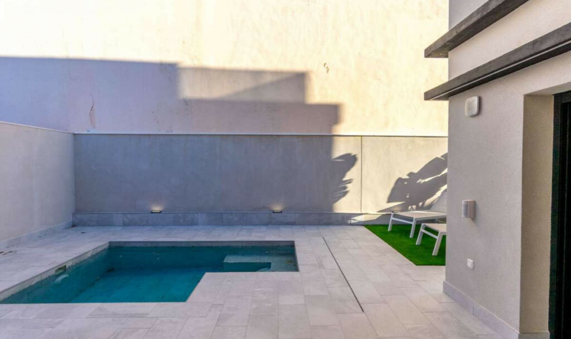 Resale - House -
Torre de la Horadada