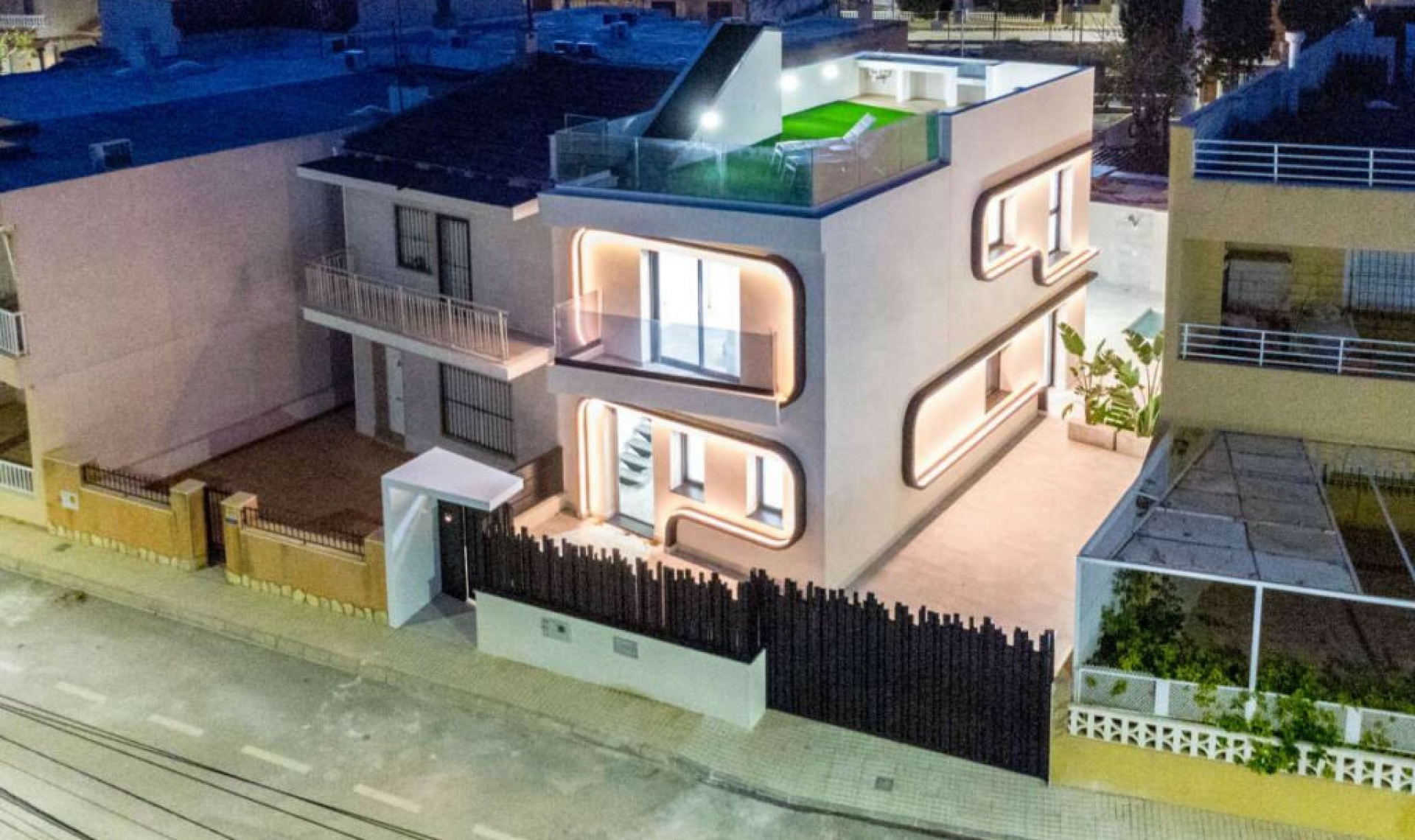 Resale - House -
Torre de la Horadada