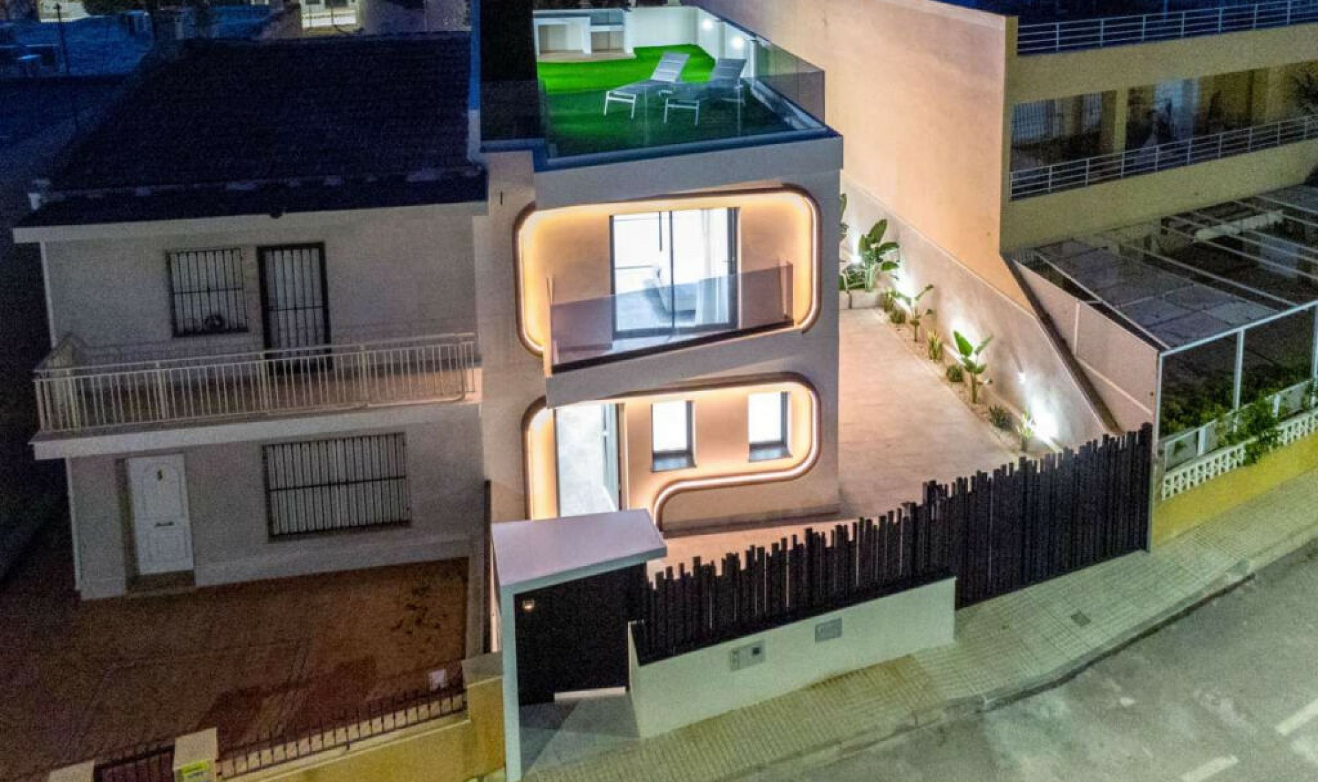 Resale - House -
Torre de la Horadada
