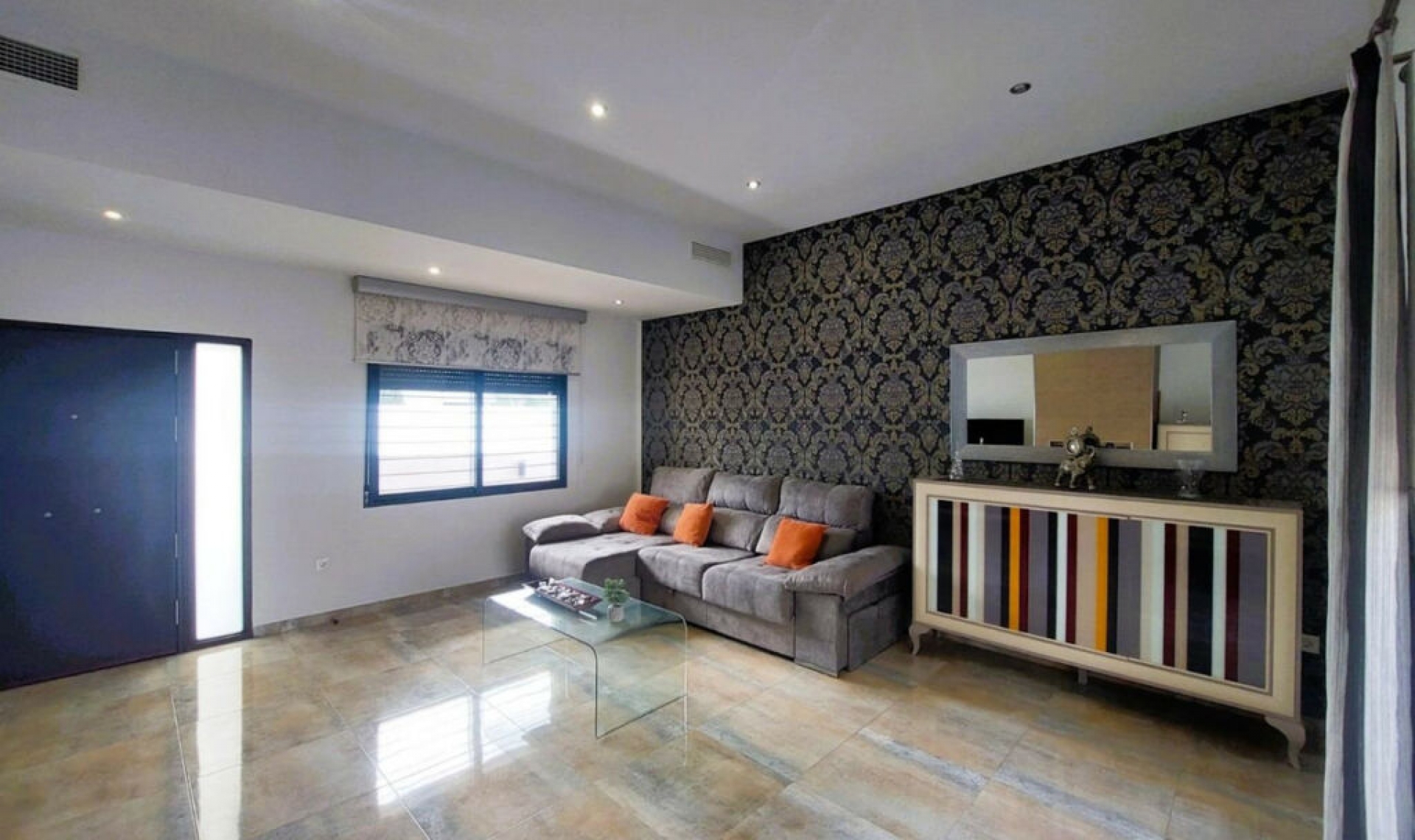 Resale - House -
Torre de la Horadada