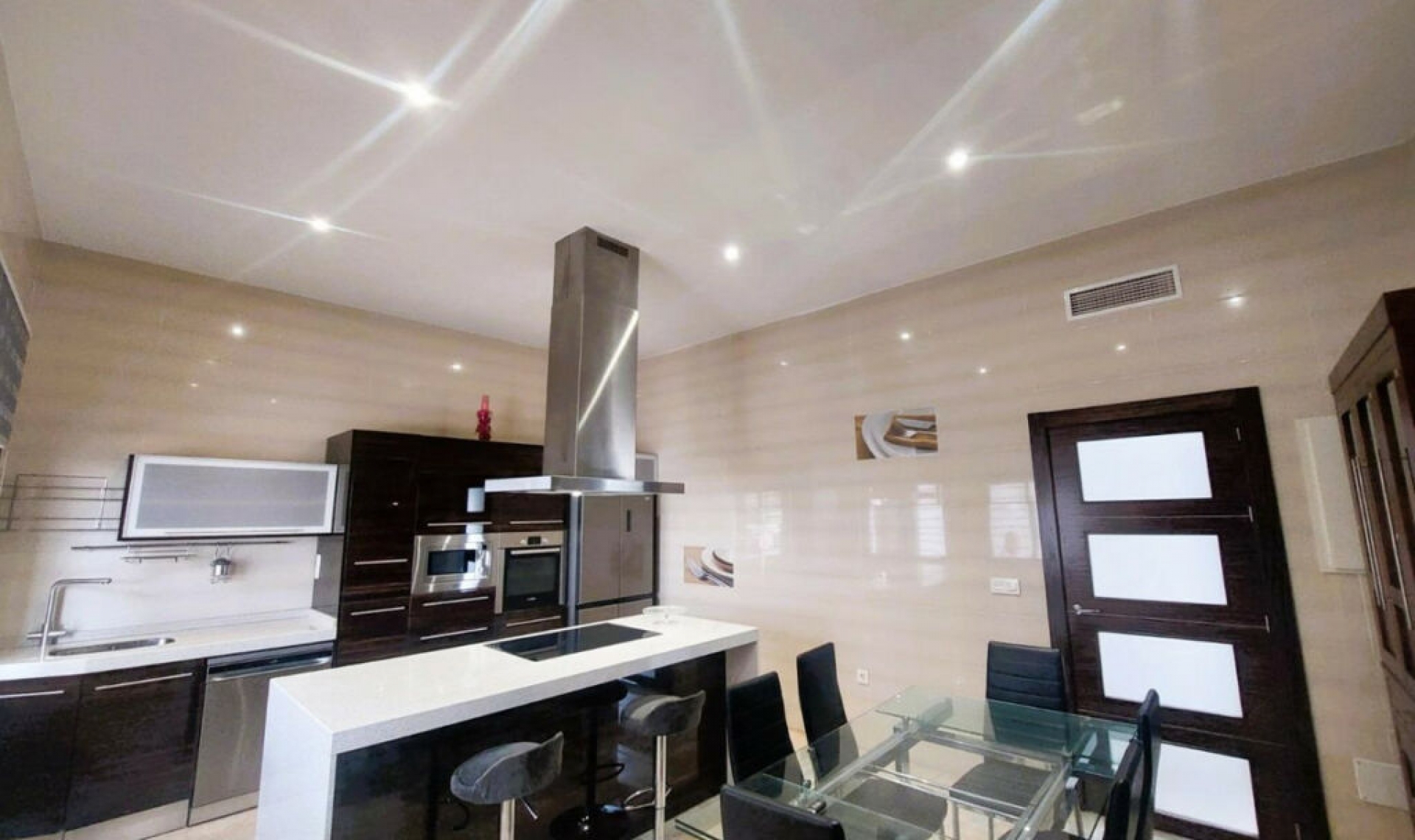Resale - House -
Torre de la Horadada