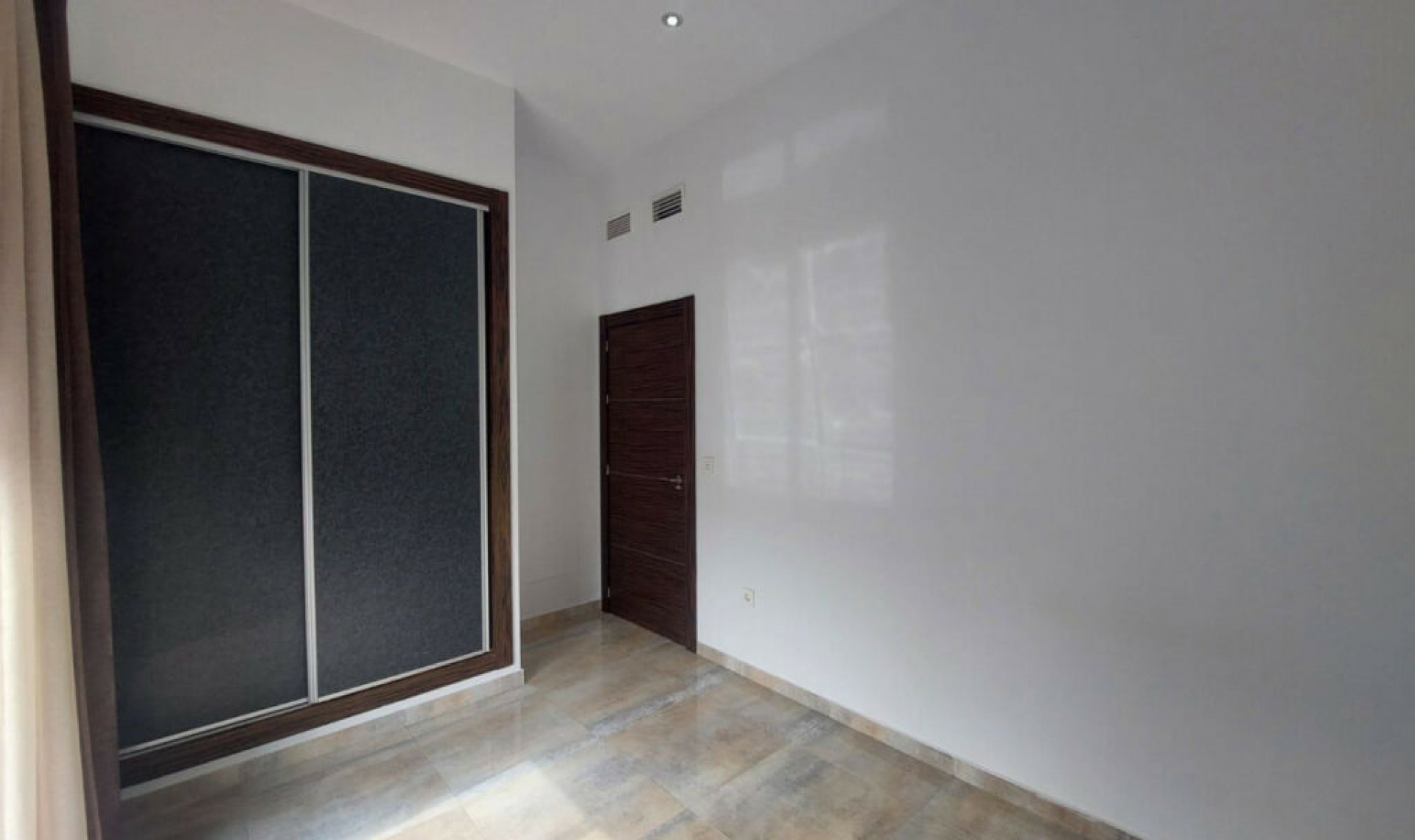 Resale - House -
Torre de la Horadada