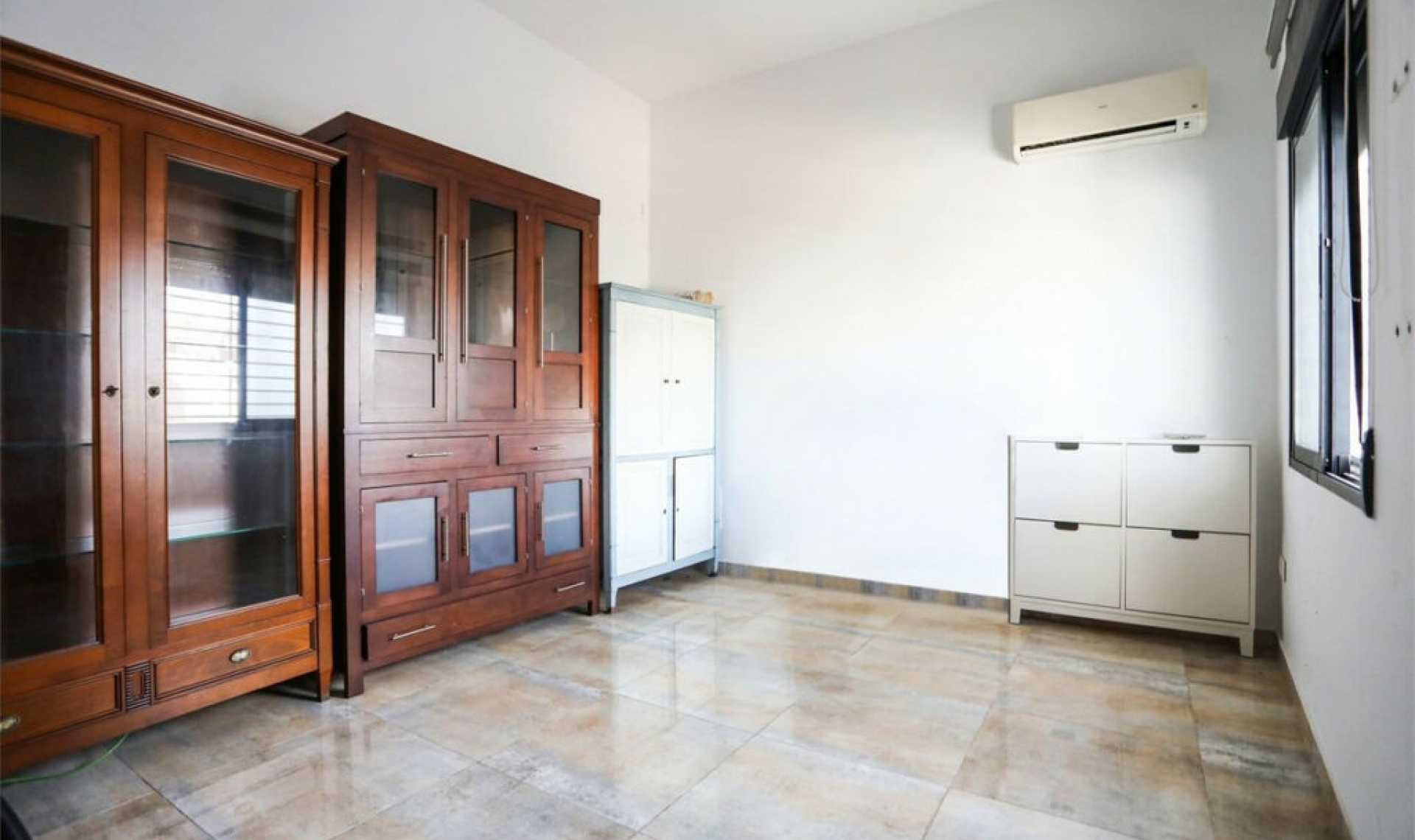 Resale - House -
Torre de la Horadada