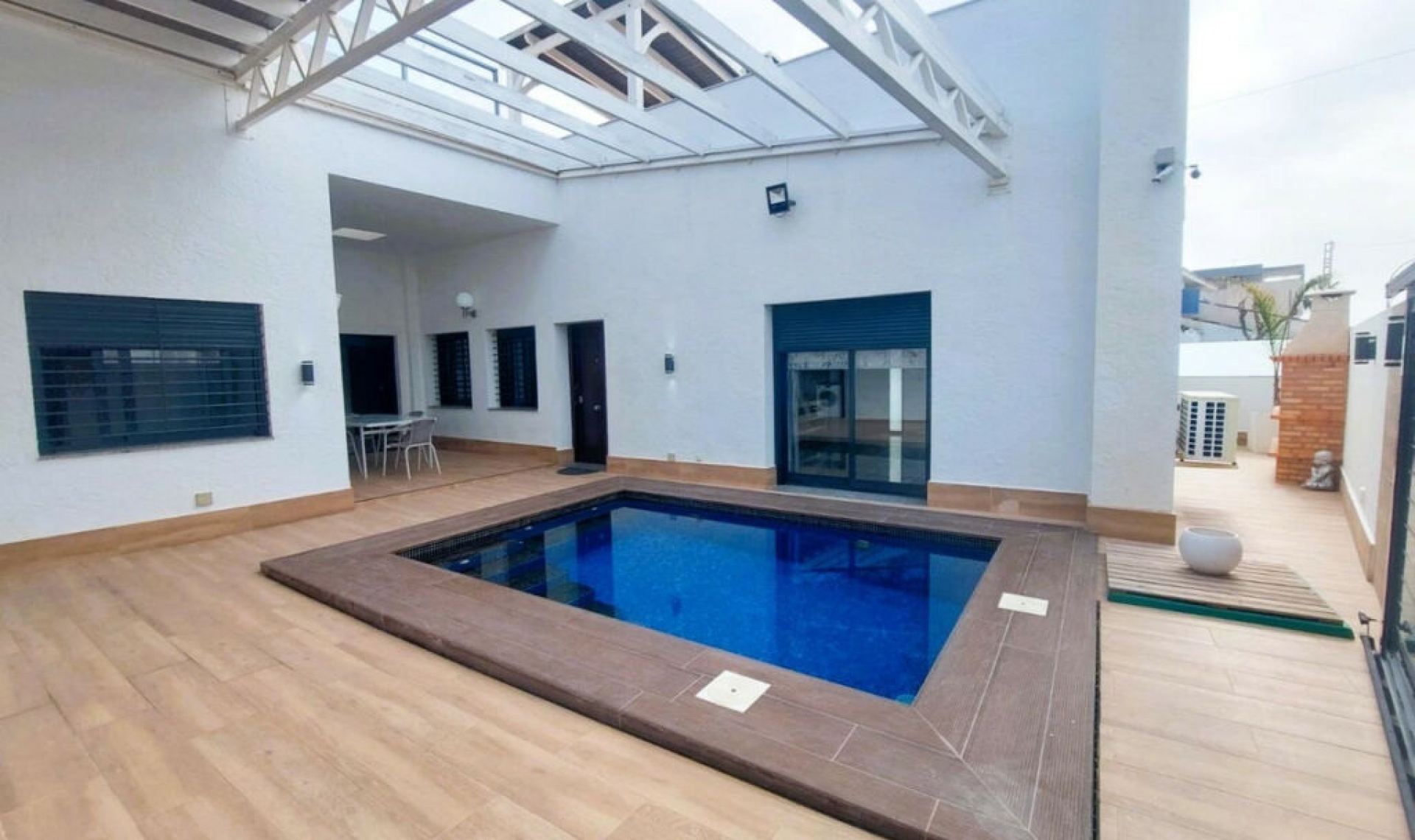 Resale - House -
Torre de la Horadada