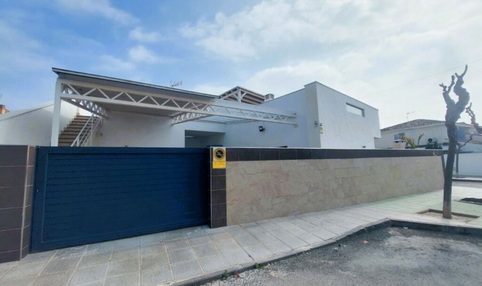 Resale - House -
Torre de la Horadada