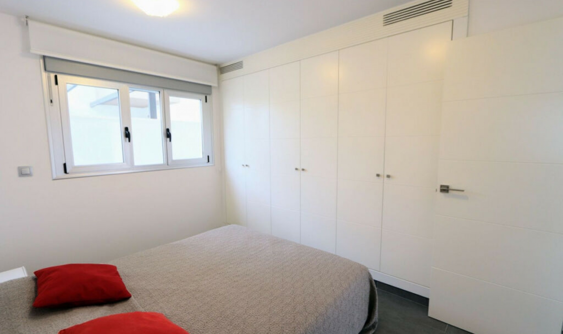 Resale - House -
Torre de la Horadada