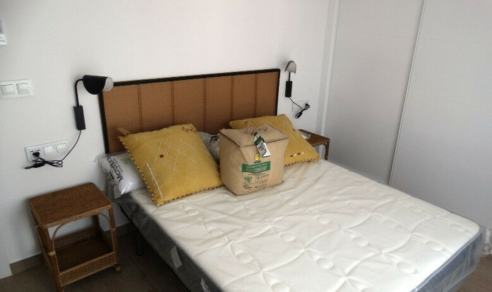 Resale - House -
Torre de la Horadada