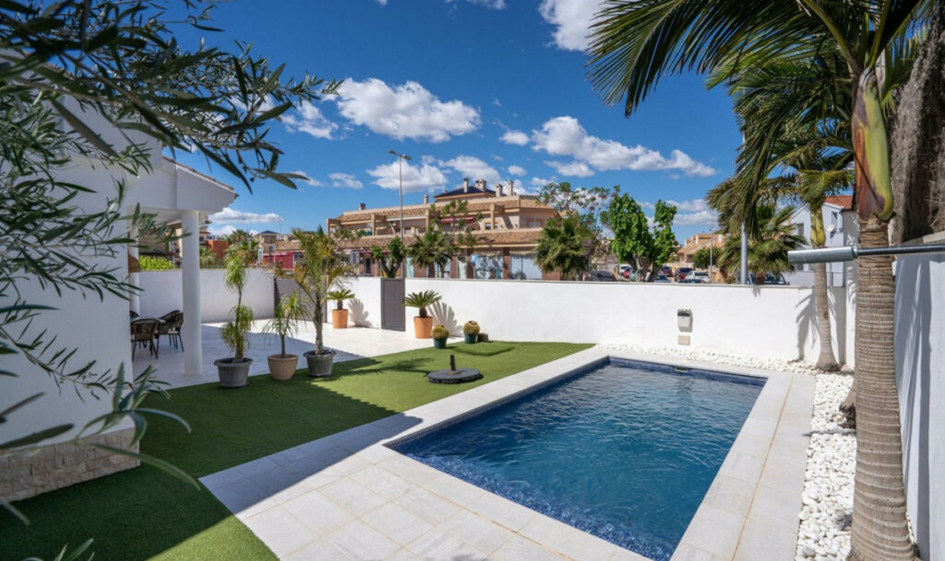 Resale - House -
Torre de la Horadada