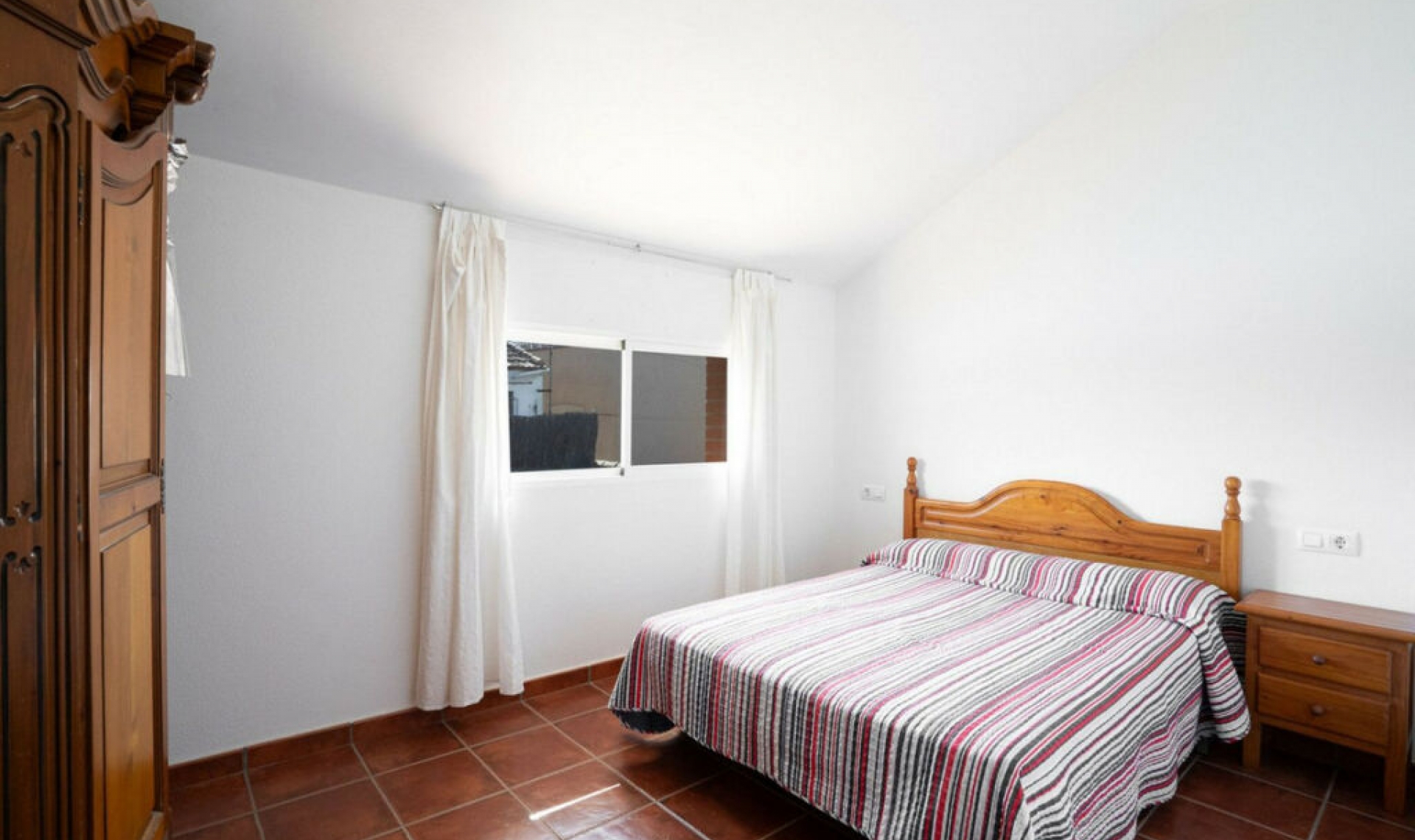 Resale - House -
Torre de la Horadada