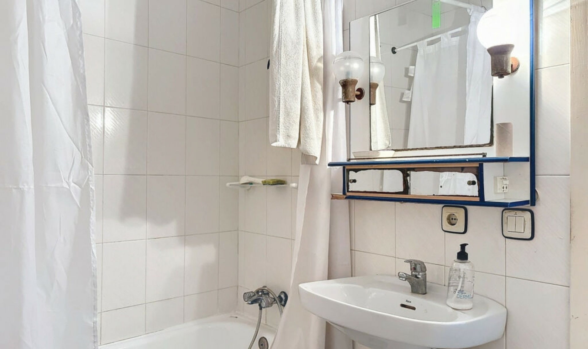 Resale - House -
Torre del Mar