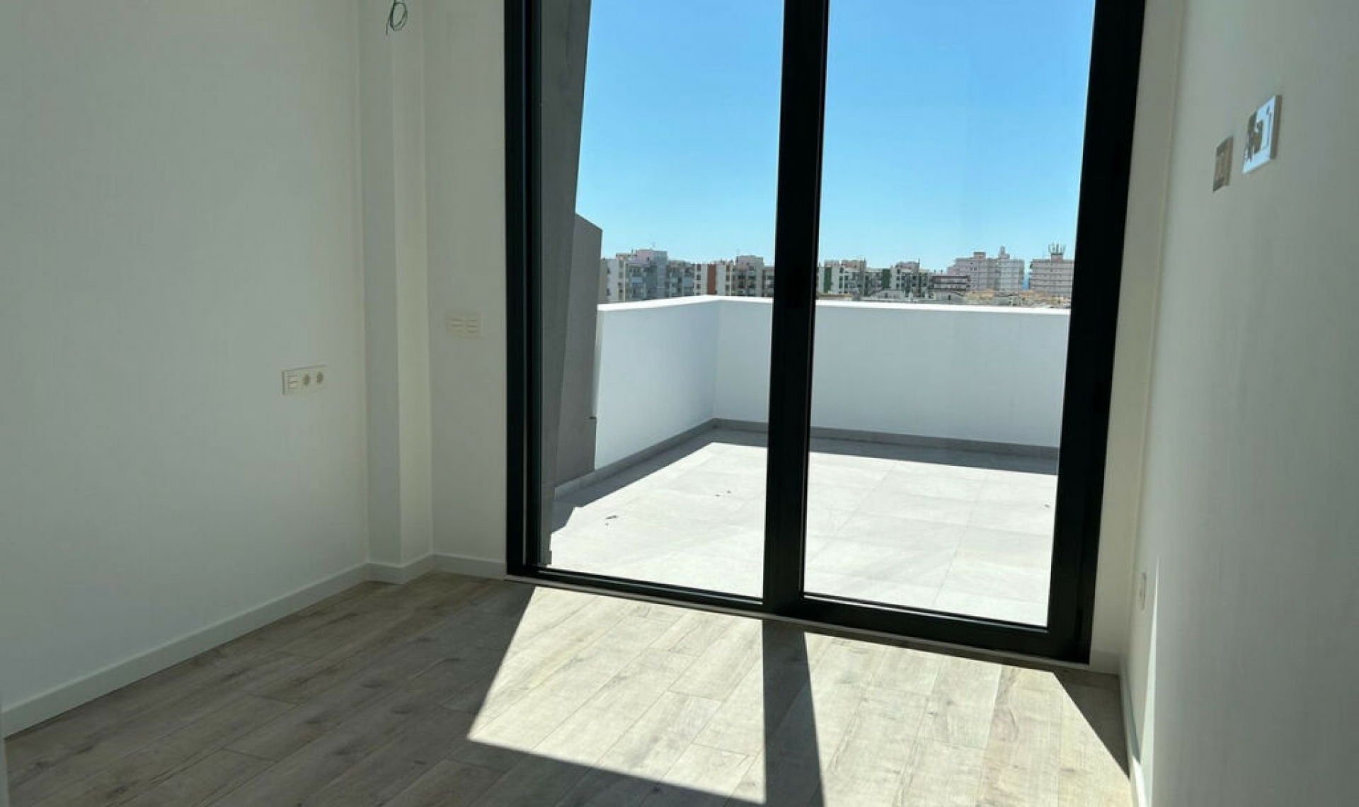 Resale - House -
Torre del Mar