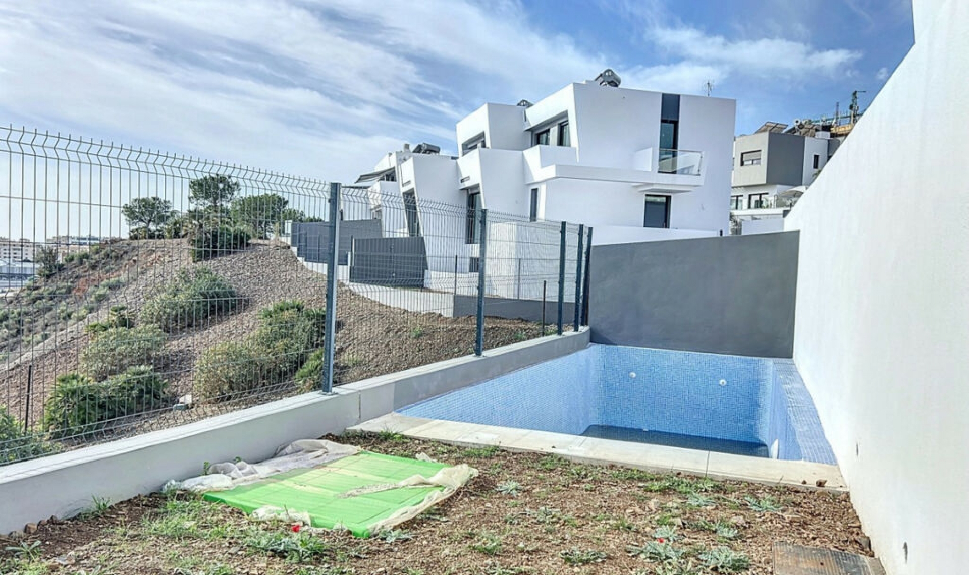 Resale - House -
Torre del Mar