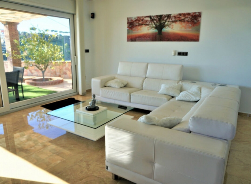 Resale - House -
Torre del Mar