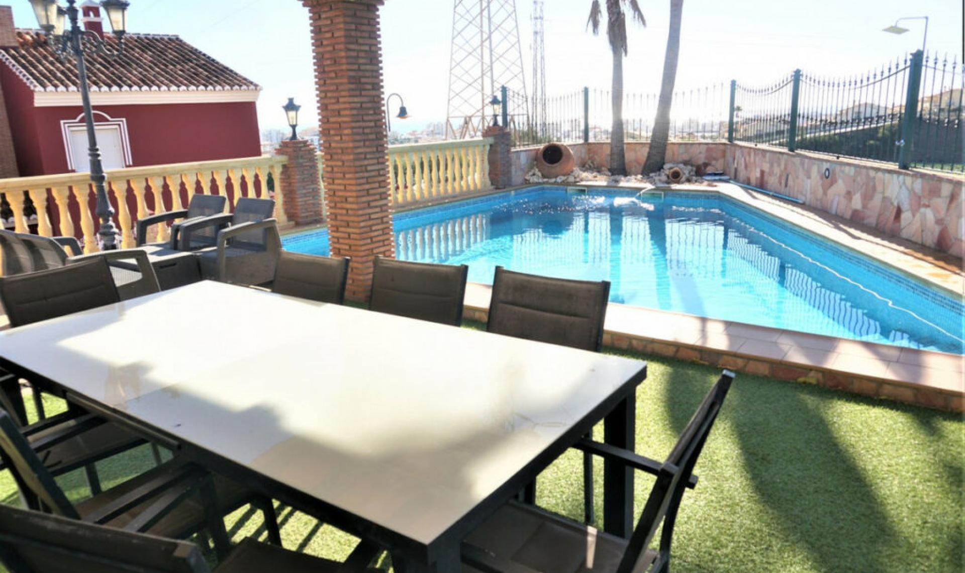 Resale - House -
Torre del Mar