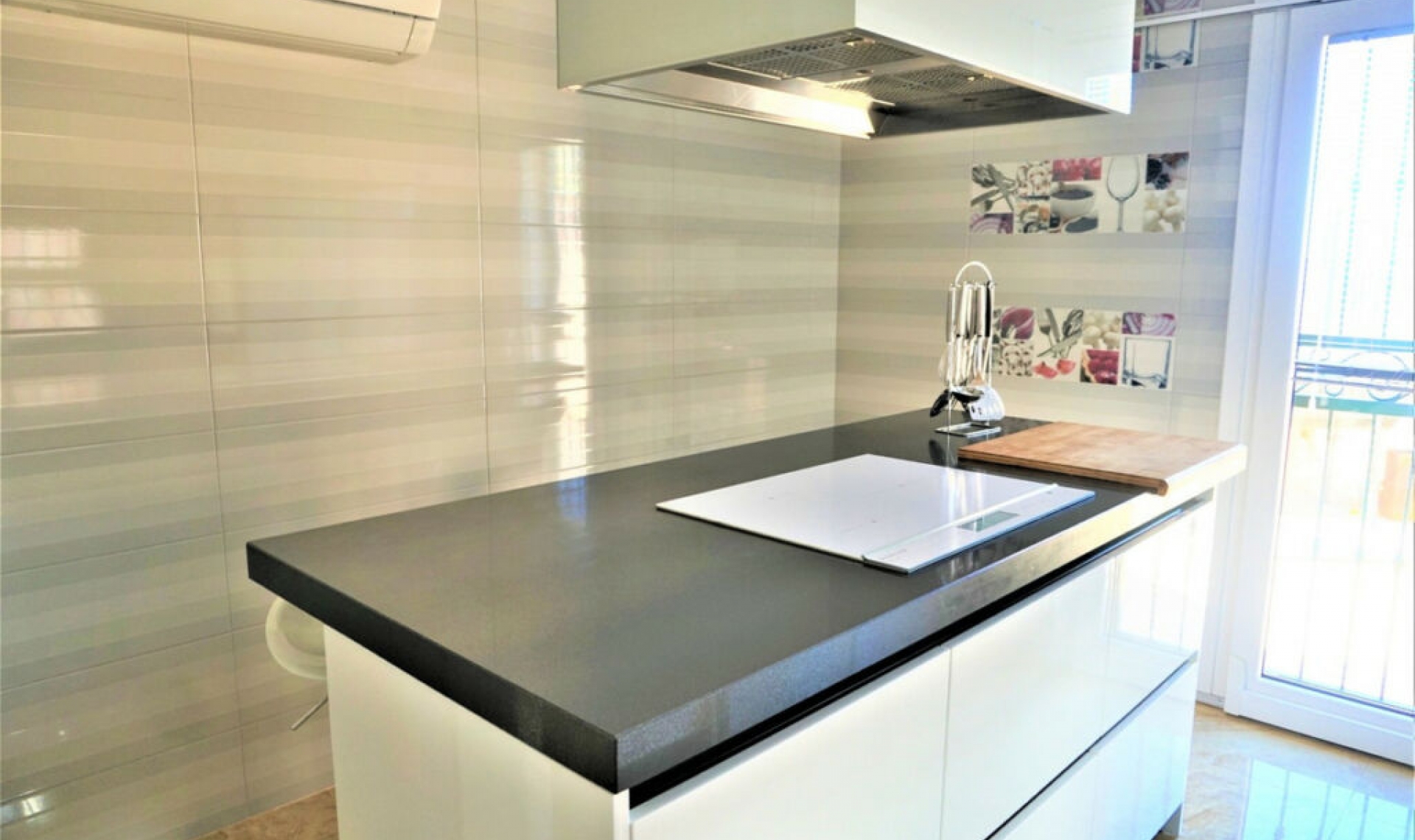 Resale - House -
Torre del Mar