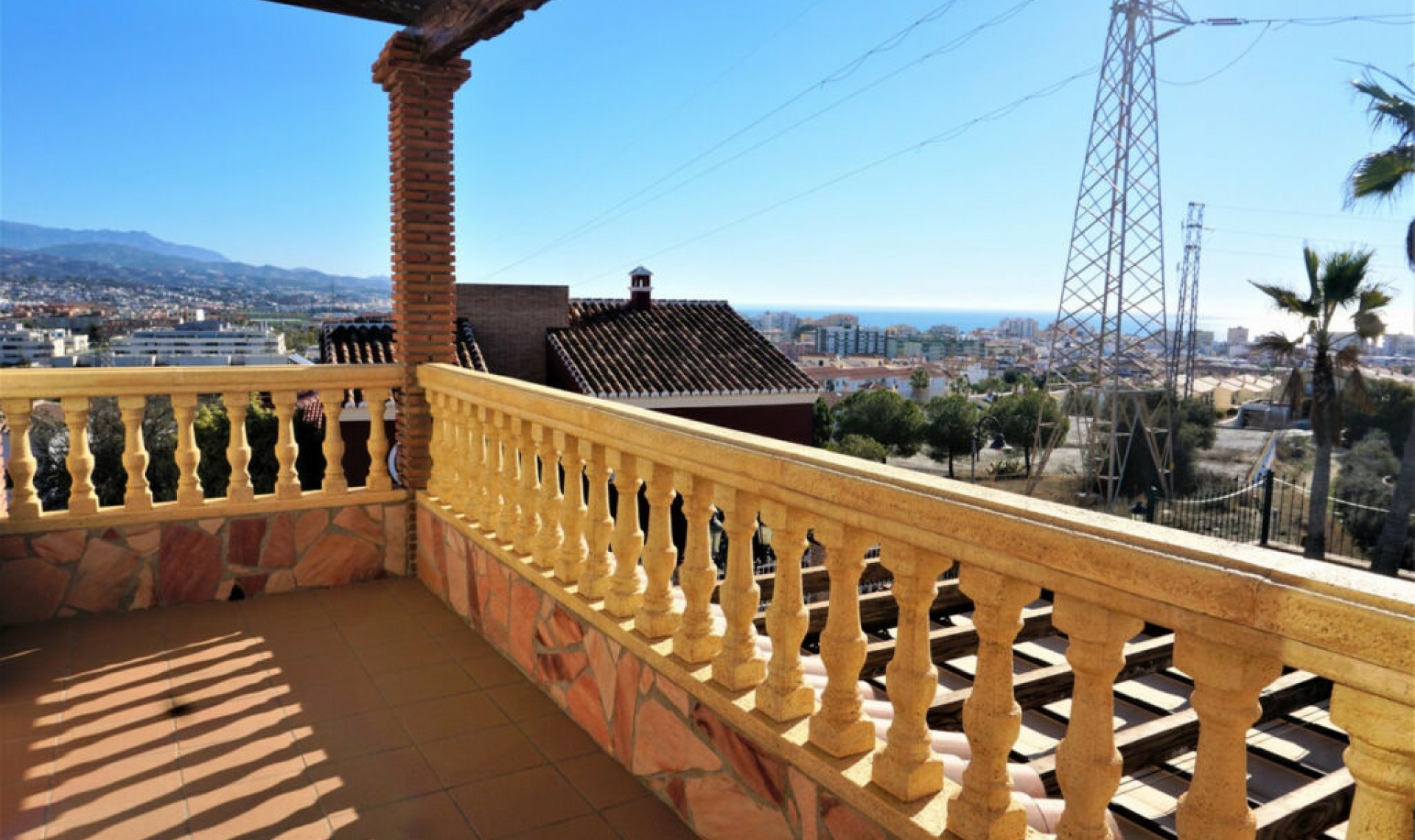 Resale - House -
Torre del Mar