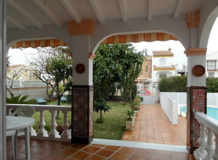 Resale - House -
Torre del Mar