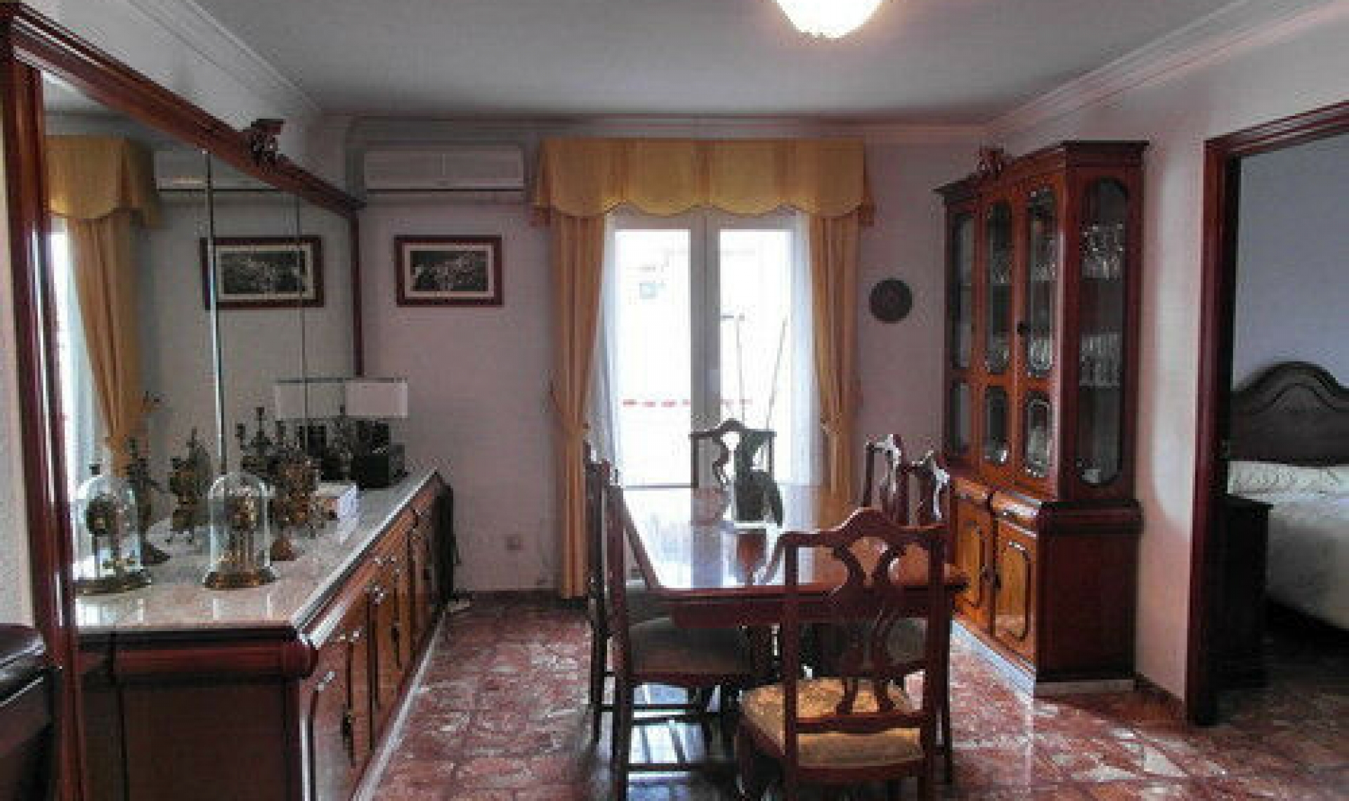 Resale - House -
Torre del Mar
