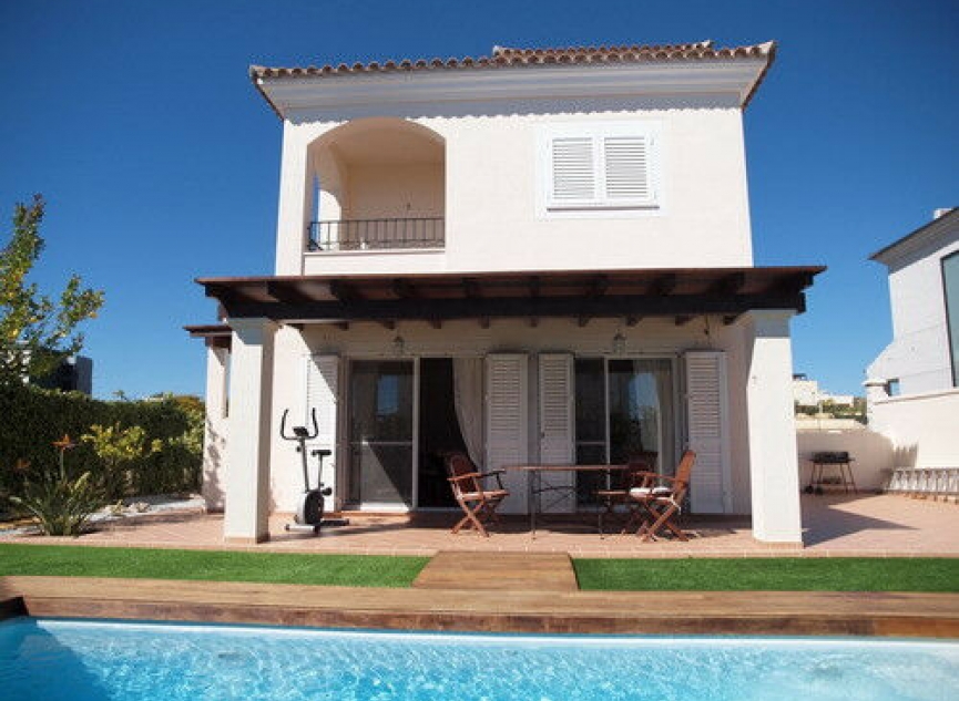 Resale - House -
Torre del Mar