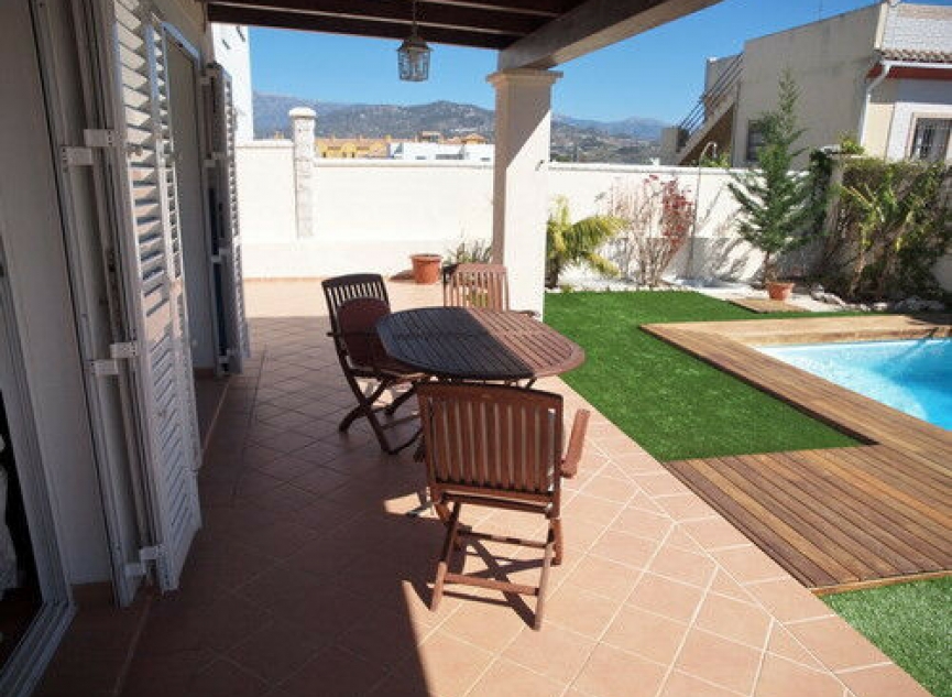 Resale - House -
Torre del Mar