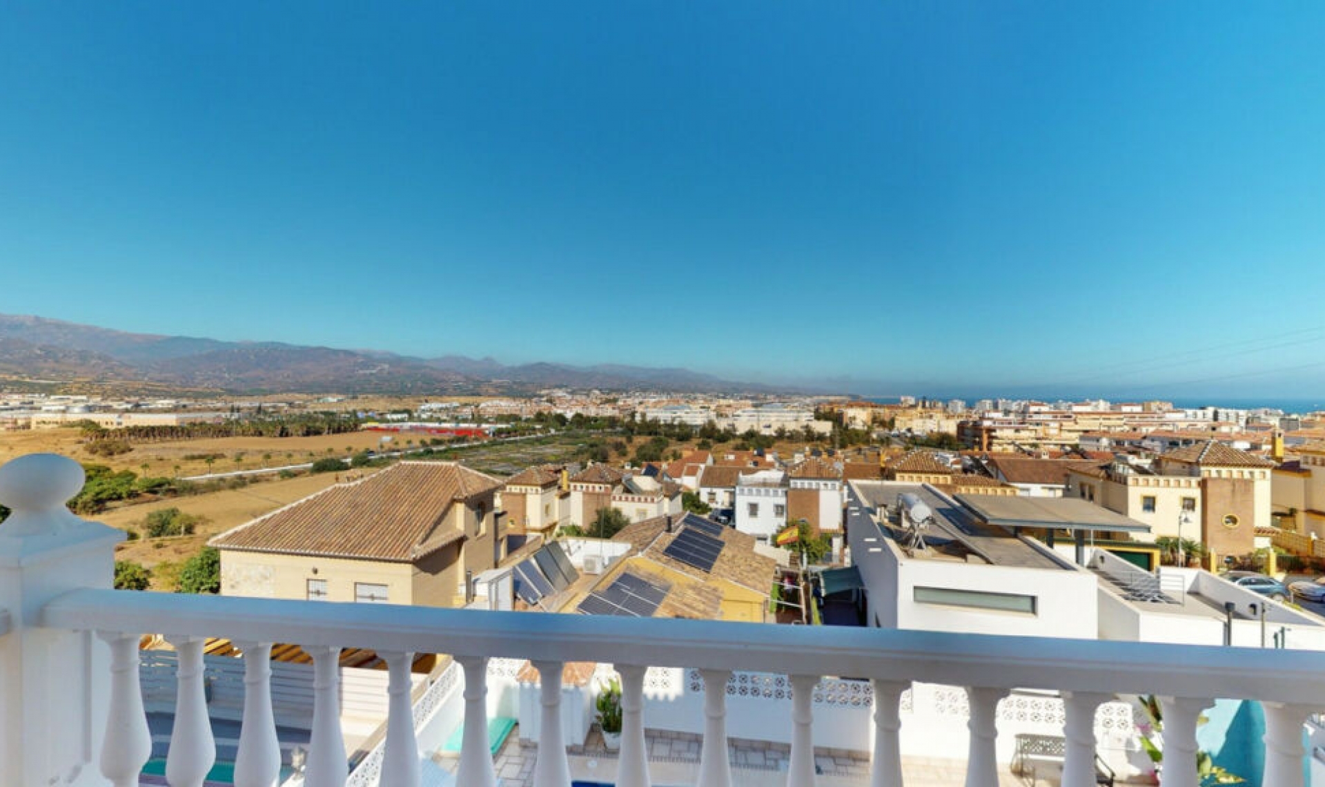 Resale - House -
Torre del Mar