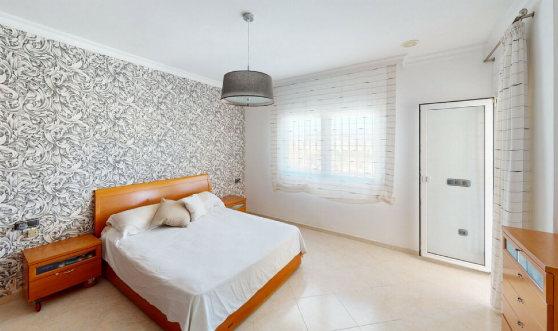 Resale - House -
Torre del Mar