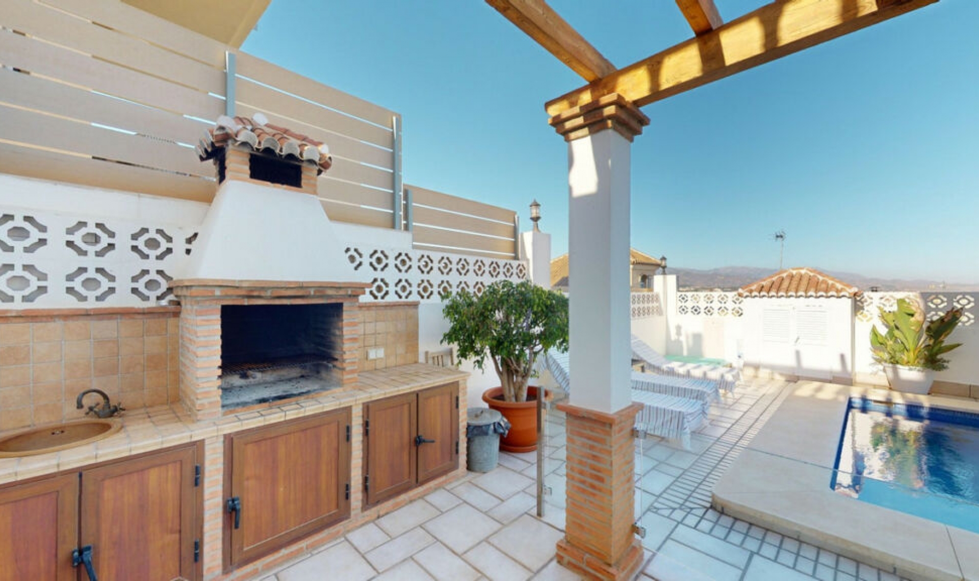 Resale - House -
Torre del Mar