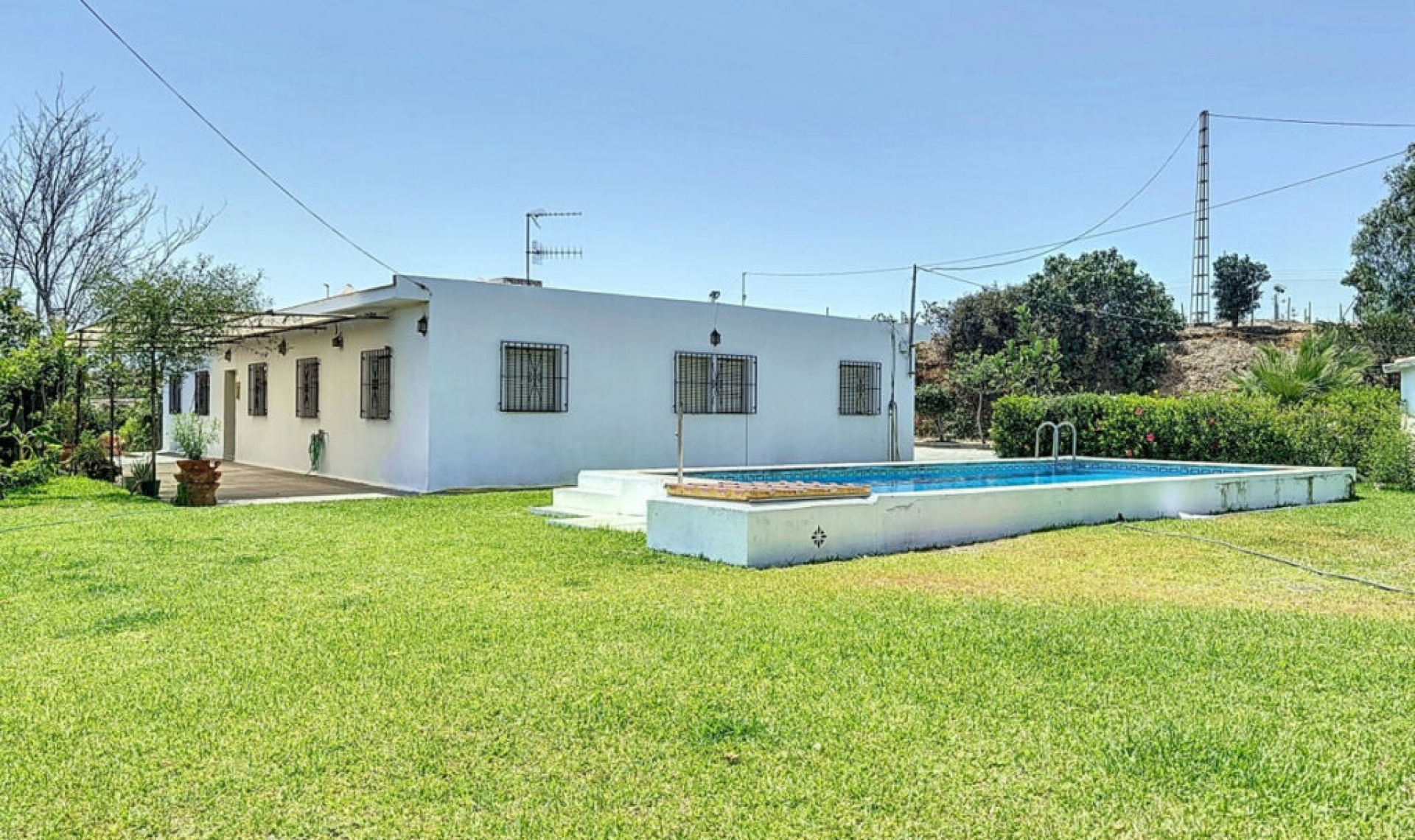 Resale - House -
Torre del Mar