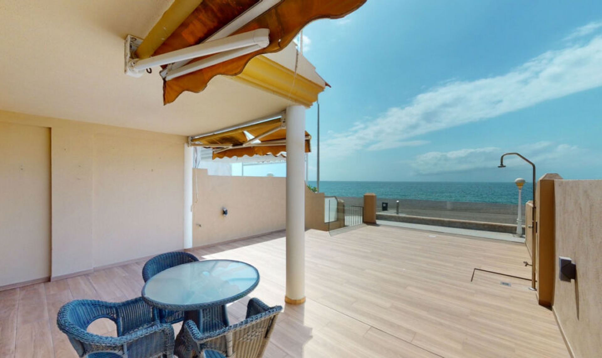 Resale - House -
Torre del Mar