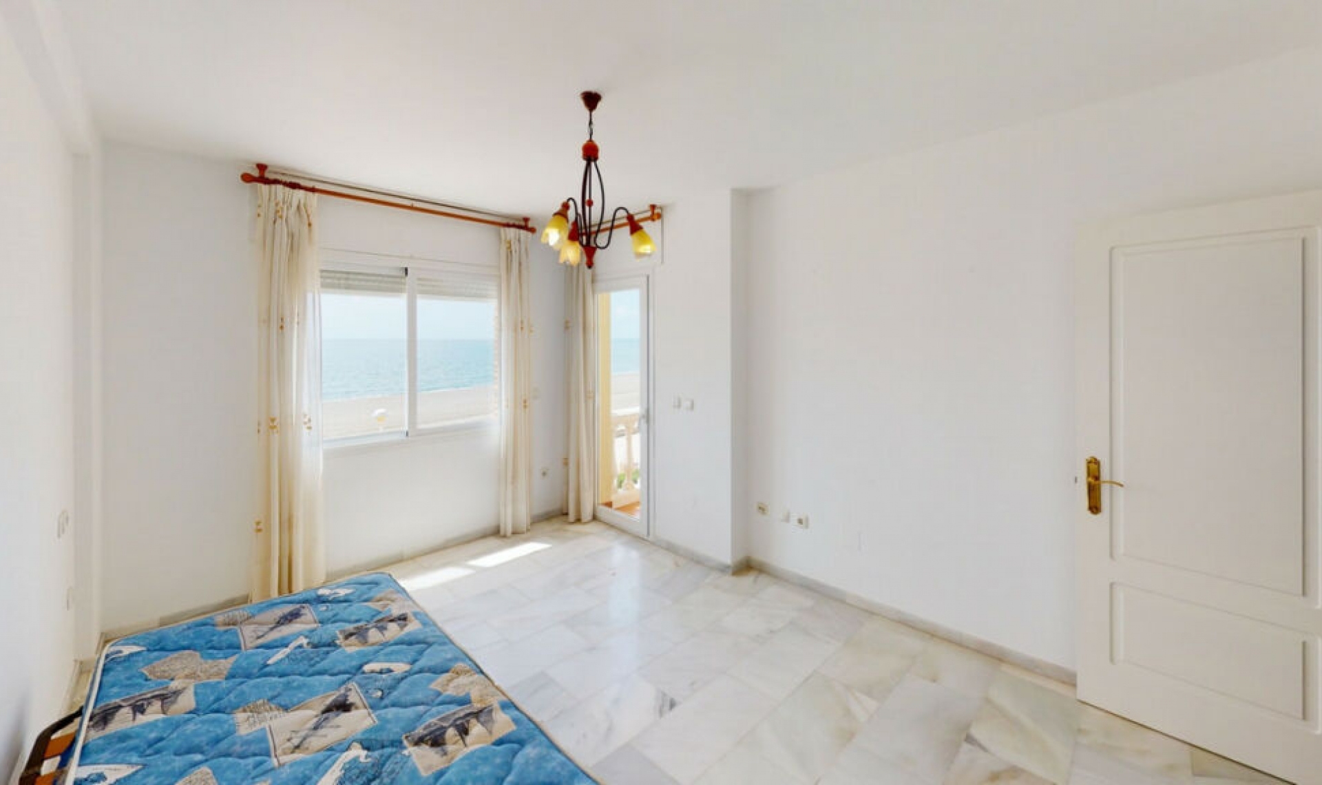 Resale - House -
Torre del Mar