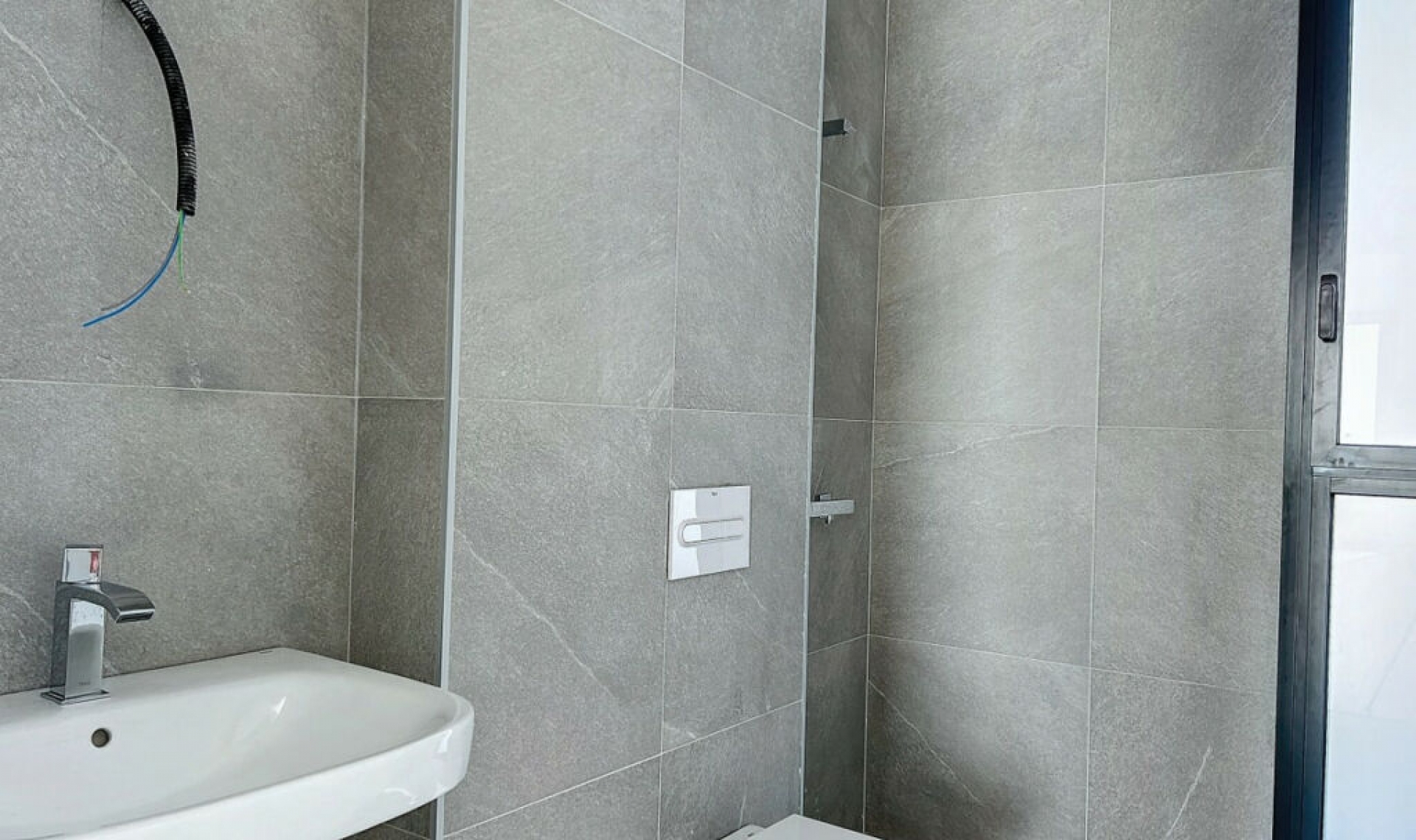 Resale - House -
Torre del Mar