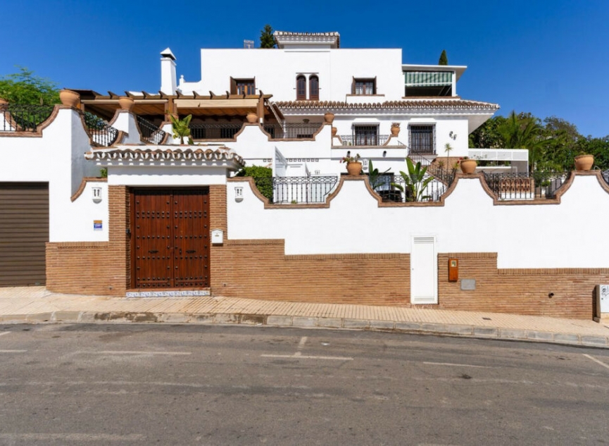 Resale - House -
Torre del Mar