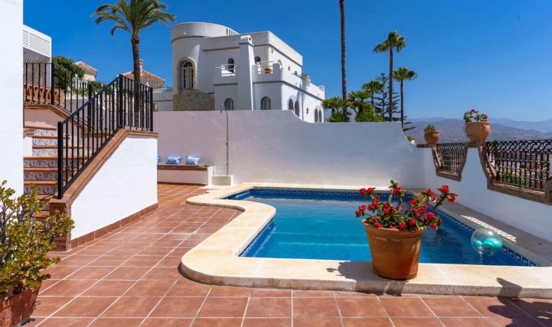 Resale - House -
Torre del Mar