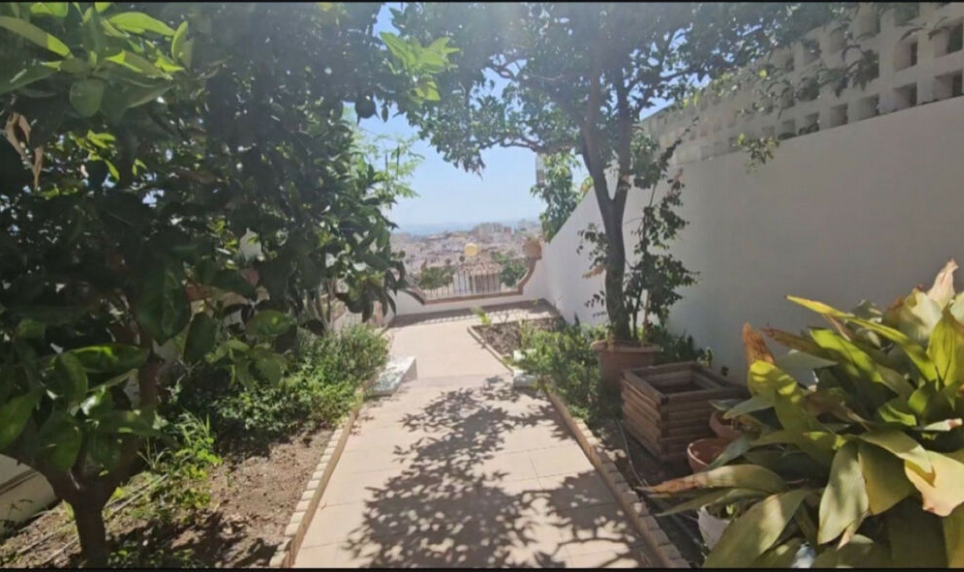 Resale - House -
Torre del Mar