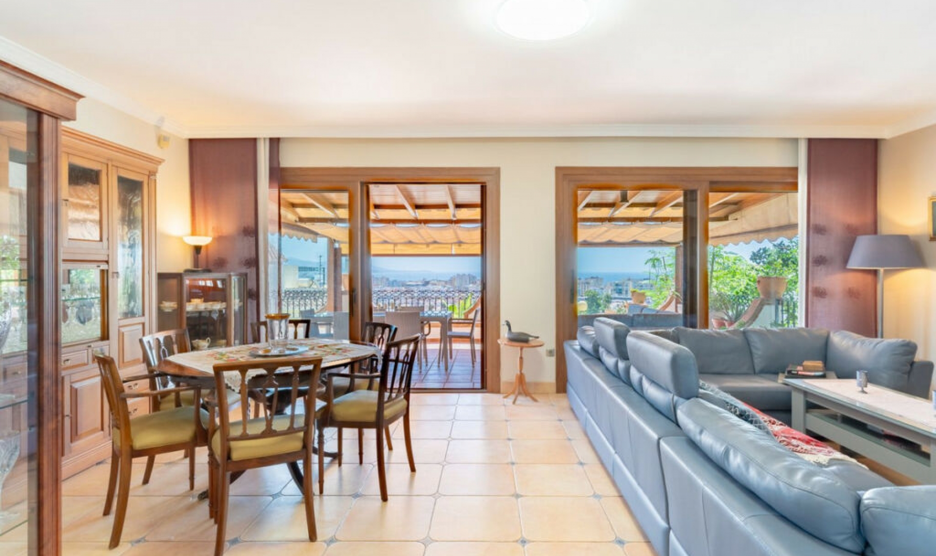 Resale - House -
Torre del Mar