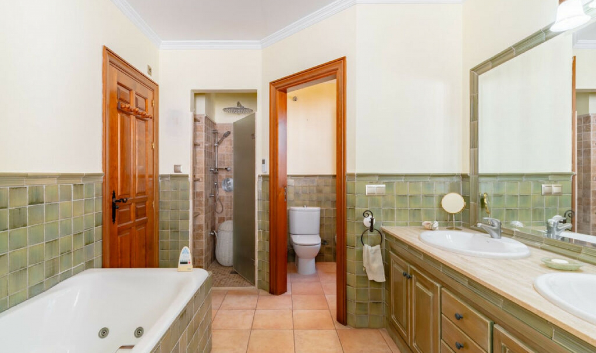 Resale - House -
Torre del Mar