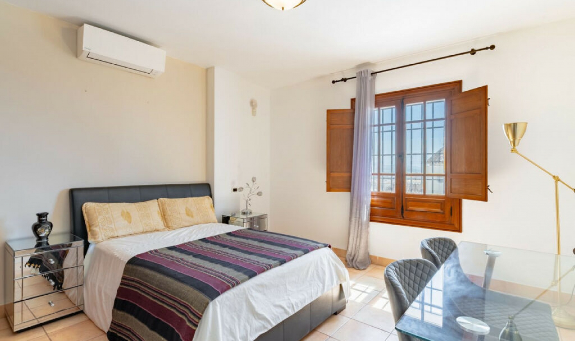 Resale - House -
Torre del Mar