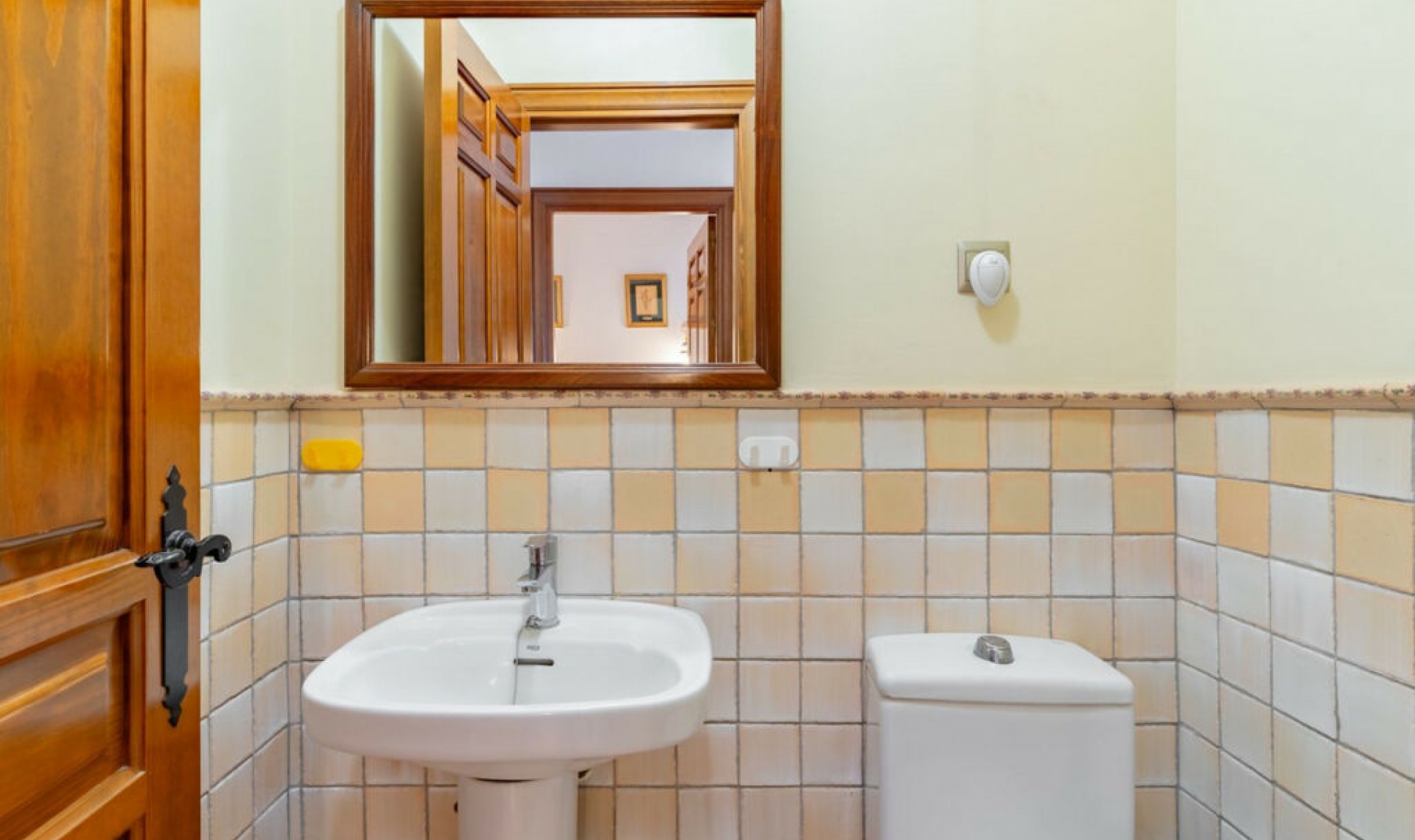 Resale - House -
Torre del Mar