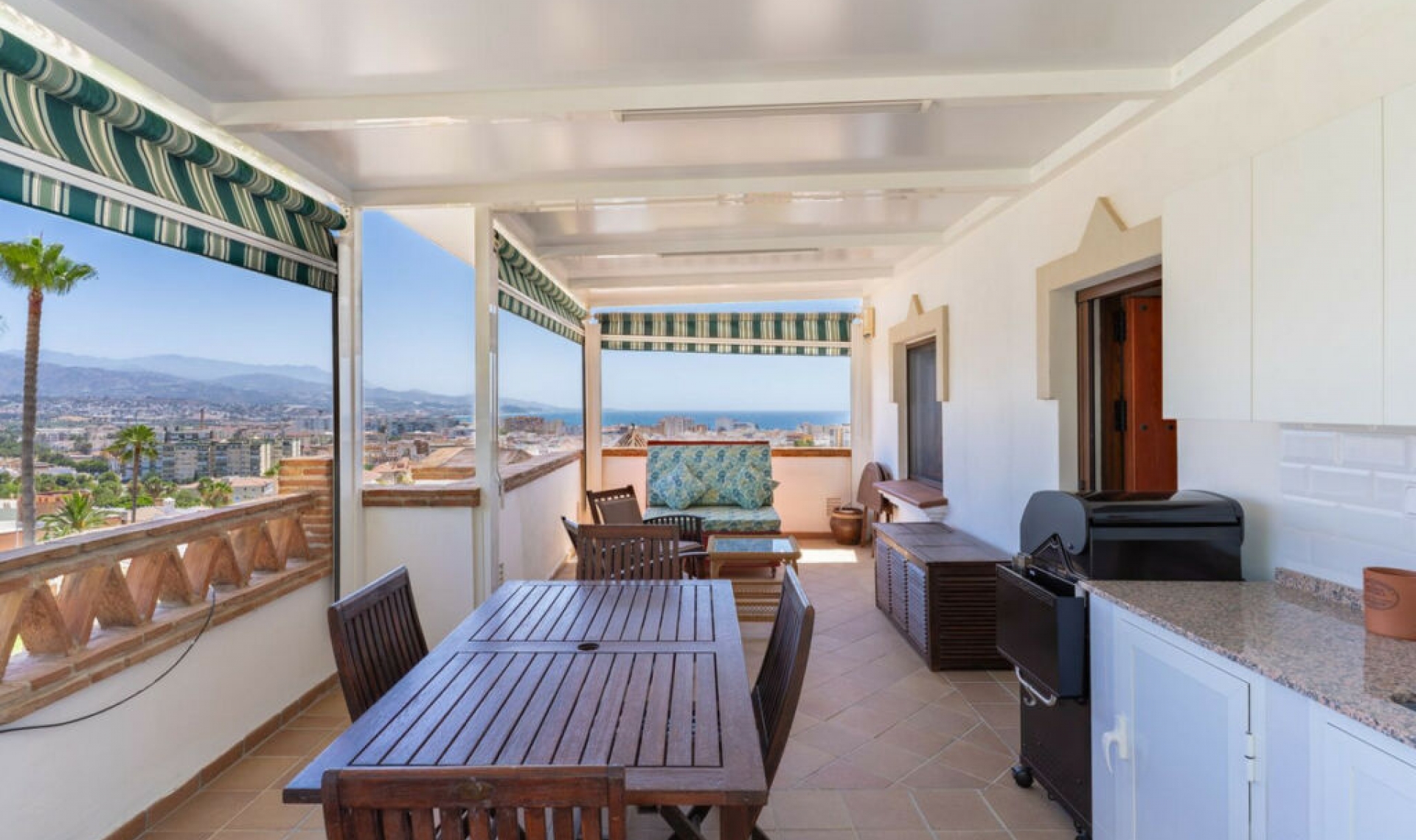 Resale - House -
Torre del Mar