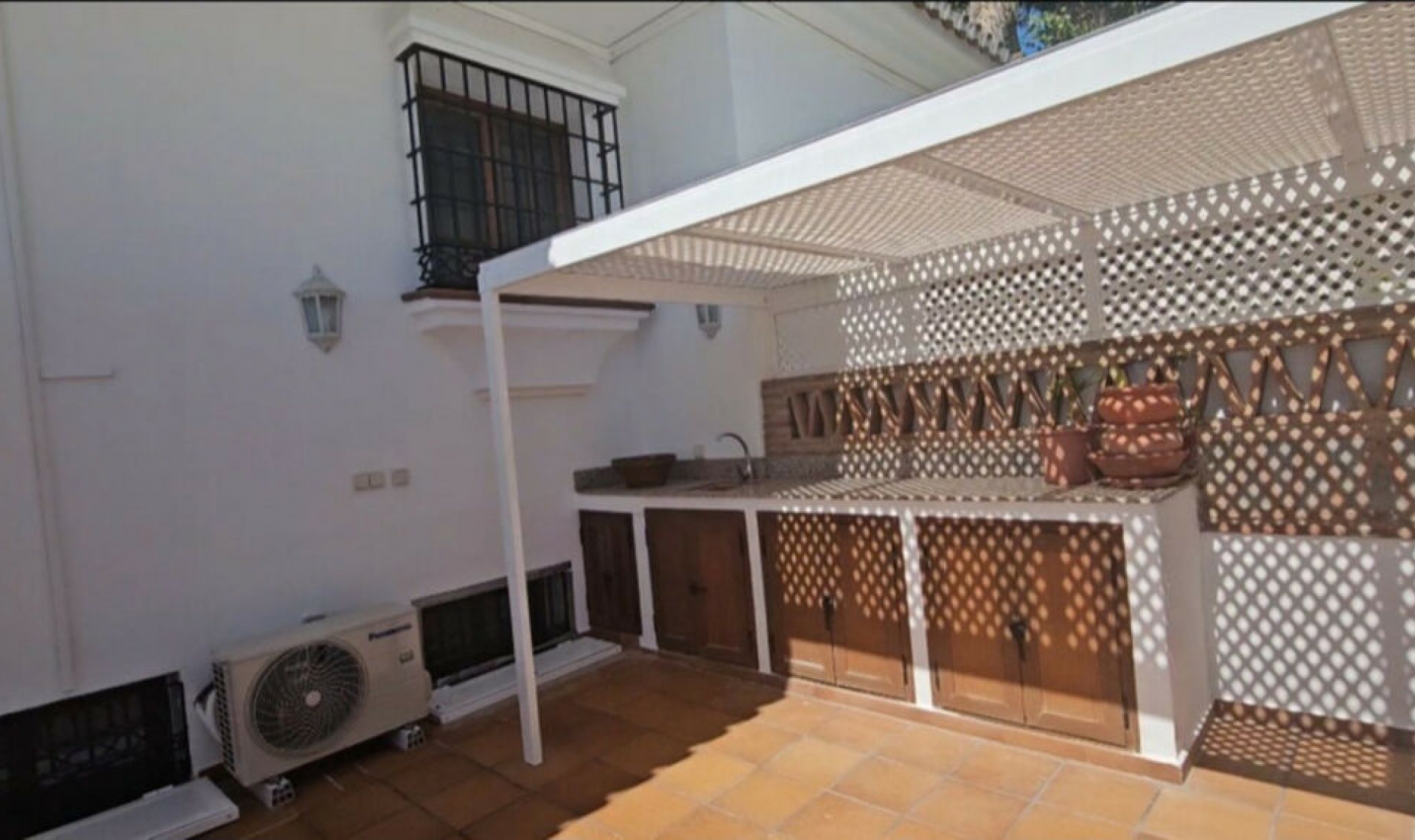 Resale - House -
Torre del Mar