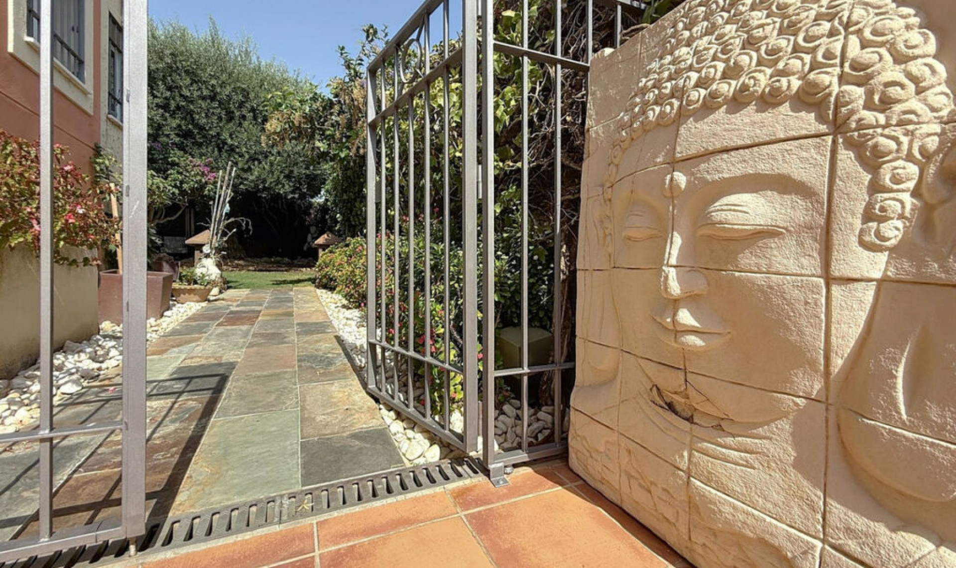 Resale - House -
Torre del Mar